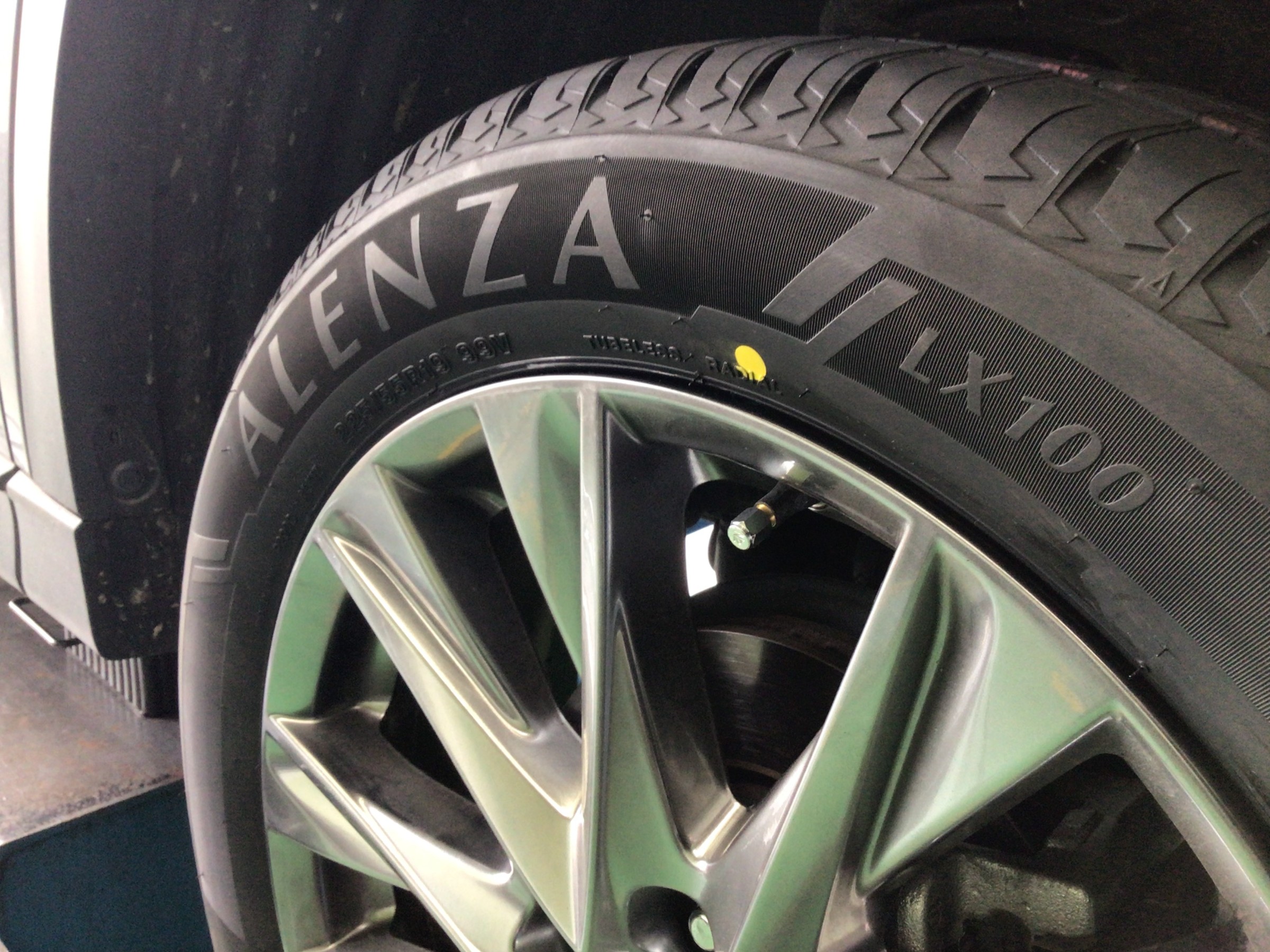 マツダ　CX-5　夏タイヤ　アレンザLX100へ交換&アライメント調整タイヤ館廿日市