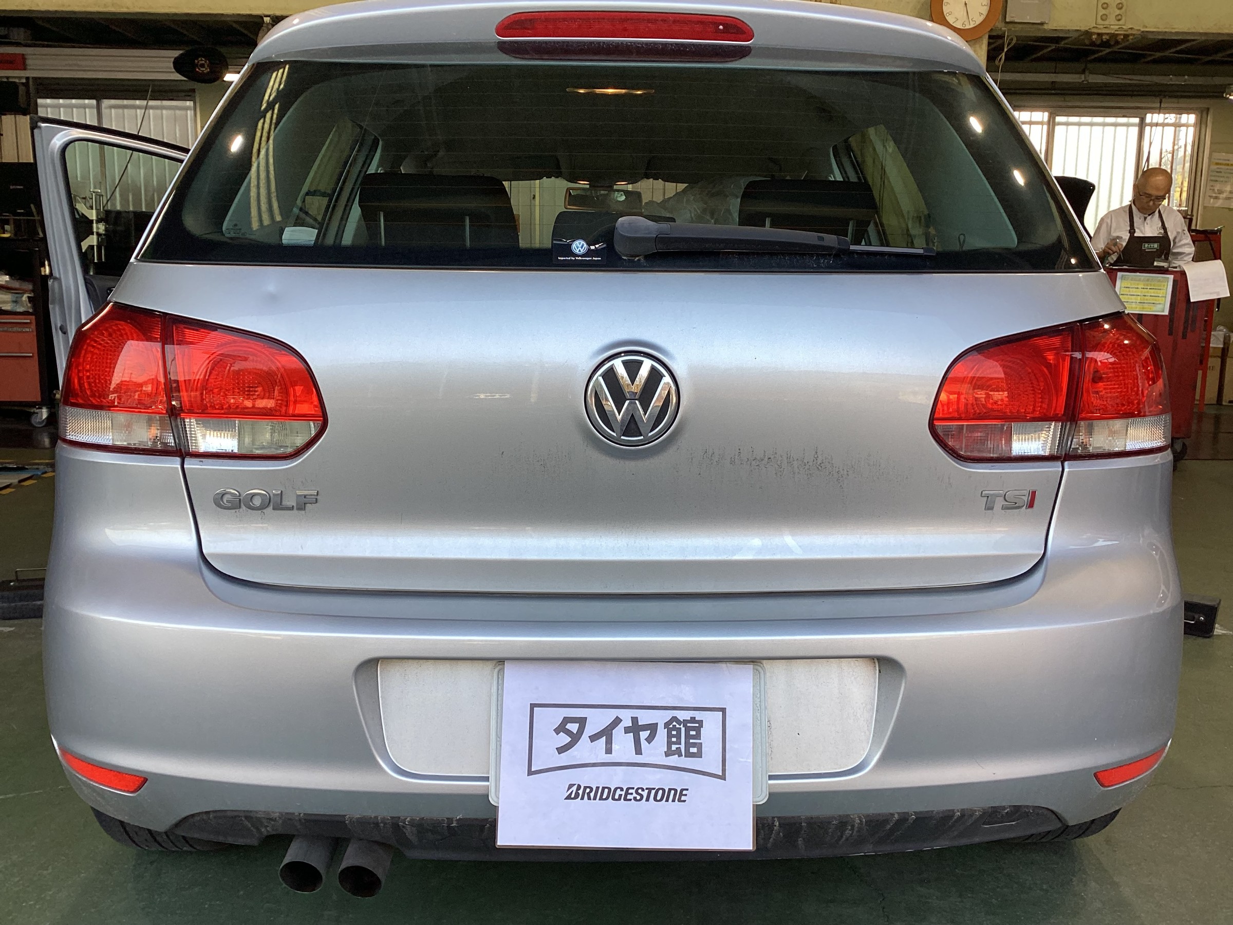VWゴルフレグノGR-XⅢタイヤ交換タイヤ館五日市