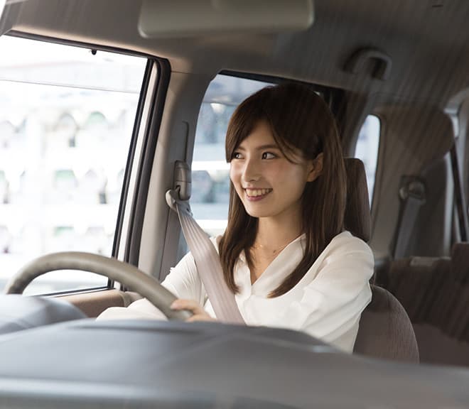 お車でご来店いただくだけで、夏・冬タイヤの交換｜タイヤ館