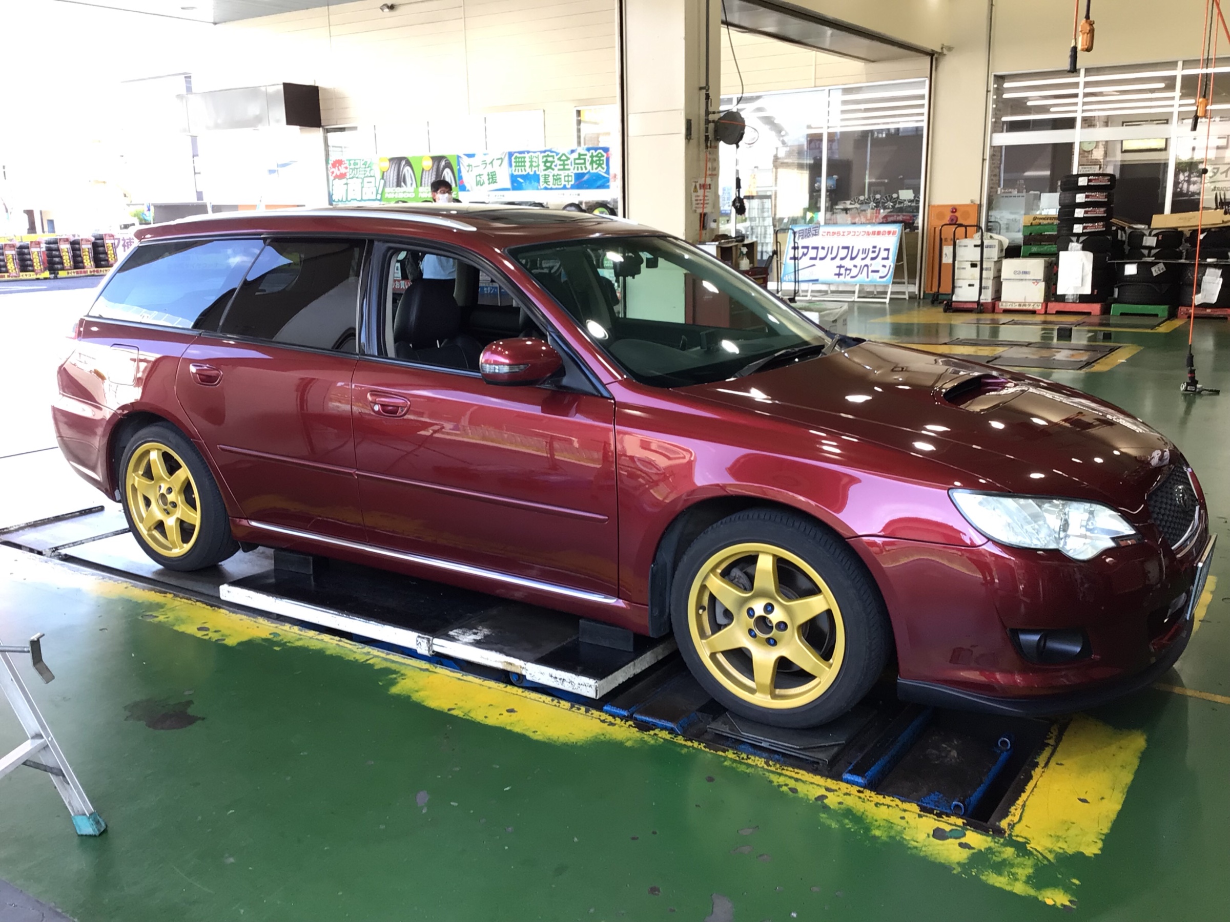 レガシィレガシィツーリングワゴン ホイールセット取り付け