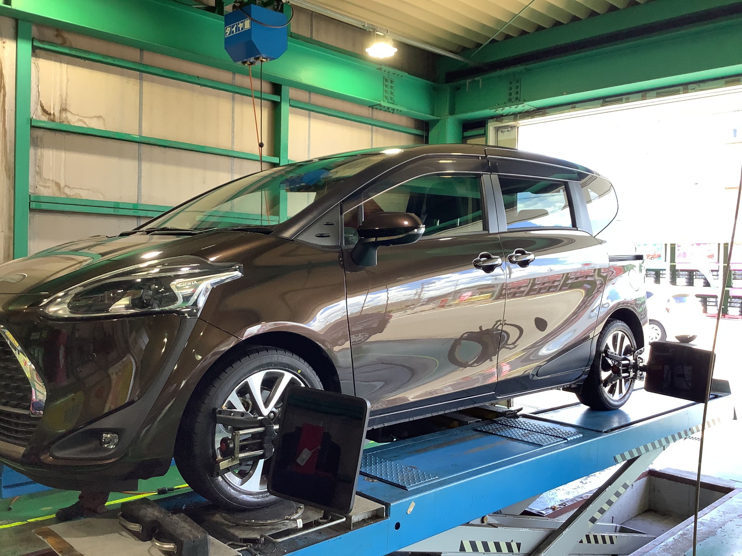 アライメント調整作業風景