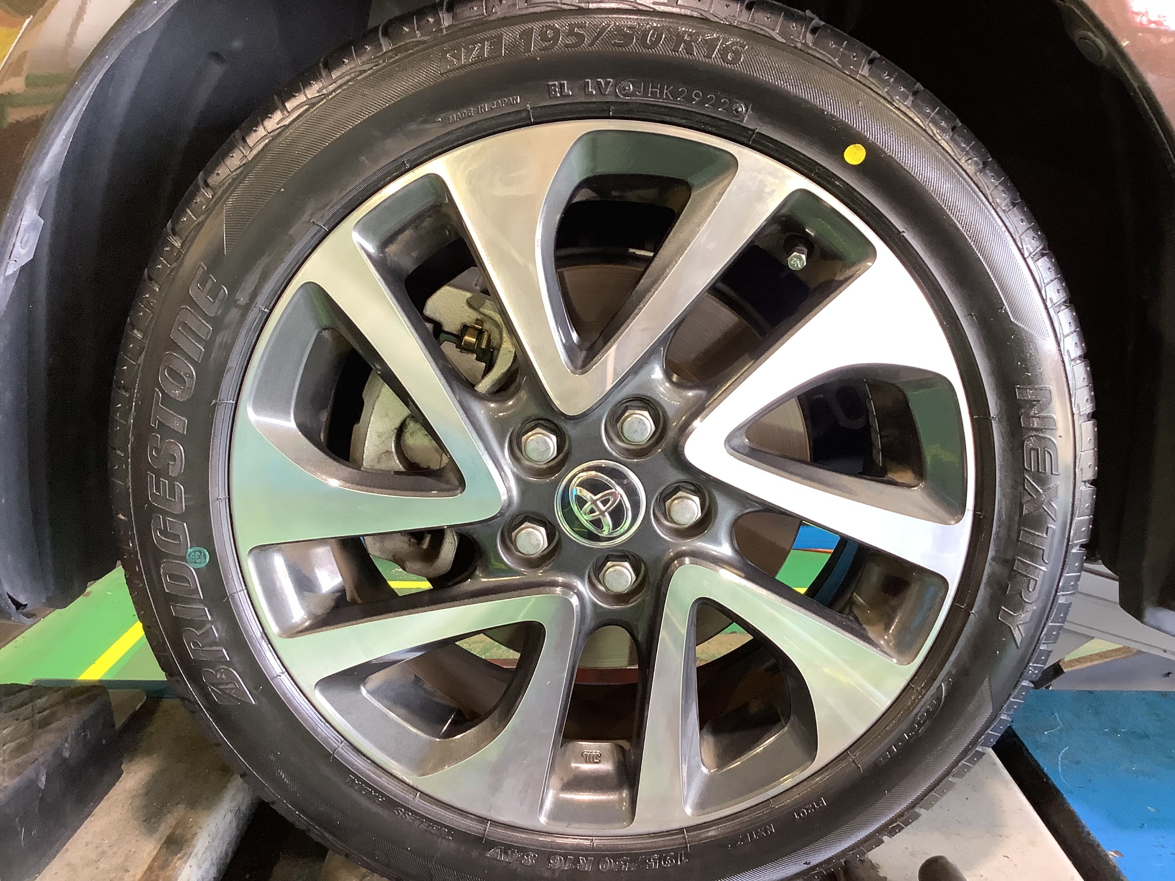 新品タイヤ装着後の画像