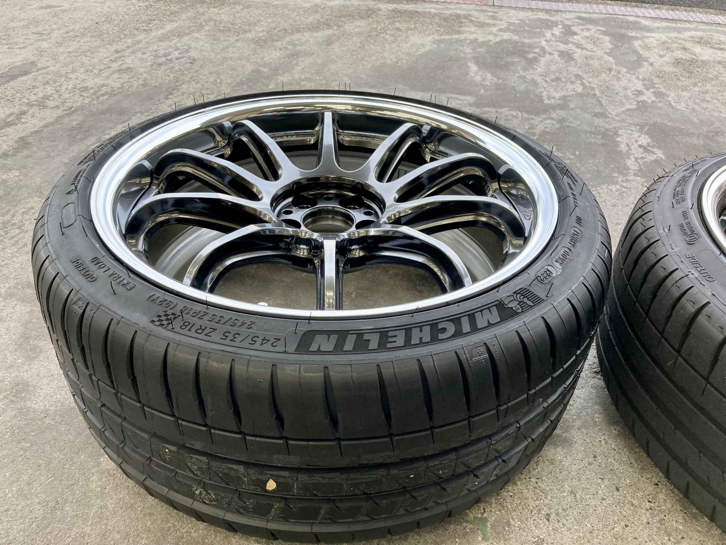 ディープコンケイブな9JをZR10 2Pで | 店舗おススメ情報 | タイヤ館