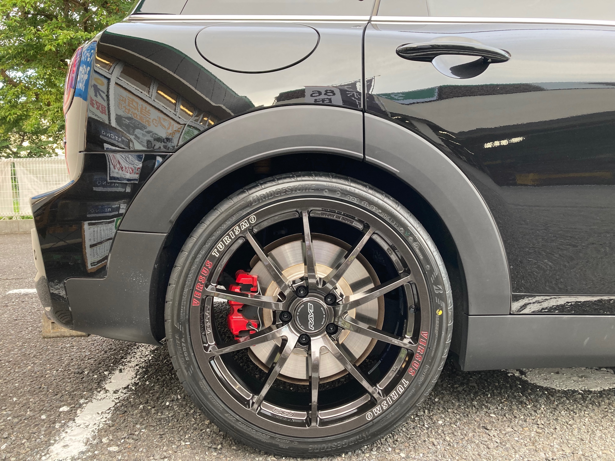 MINI クラブマンJCW 19インチホイールセット取付 | ミニ クラブマン
