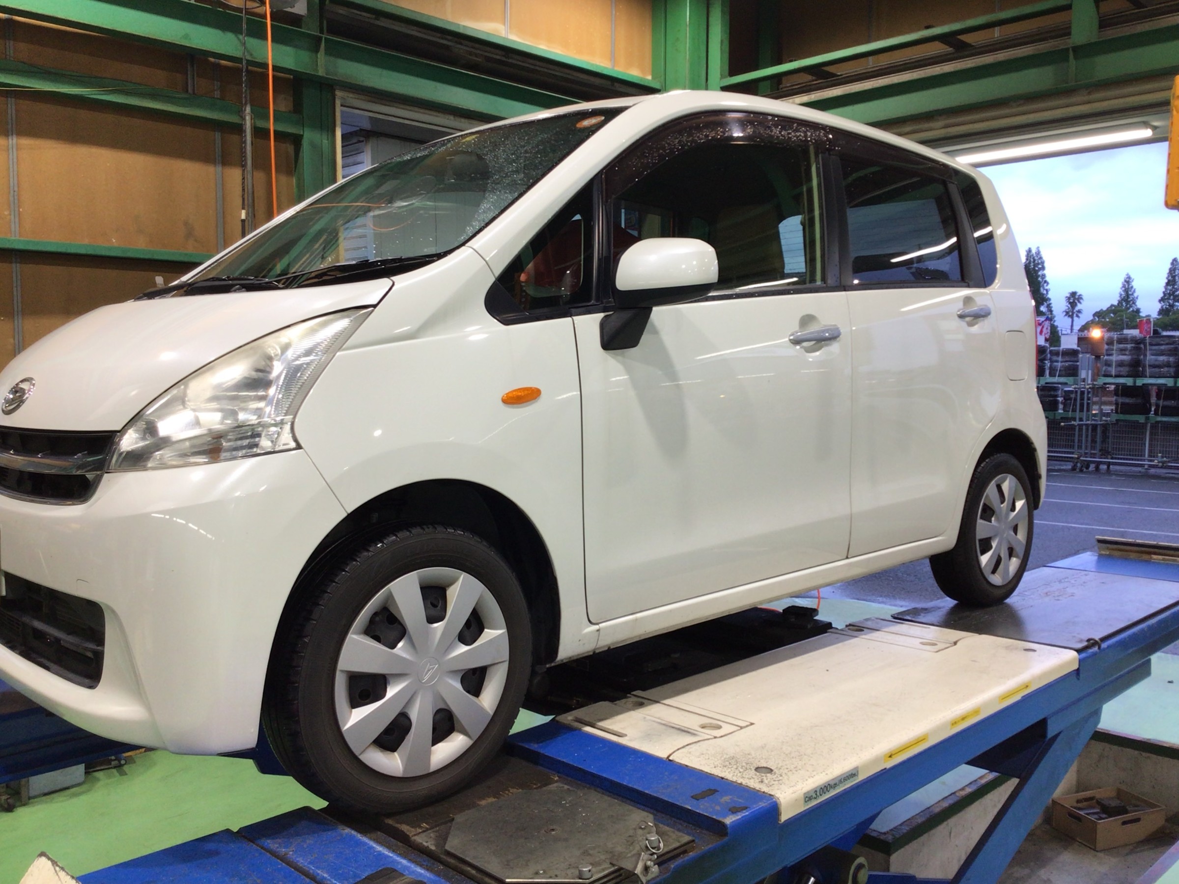 ダイハツ ムーヴ」タイヤ交換【 ECOPIA NH200C 155/65R14