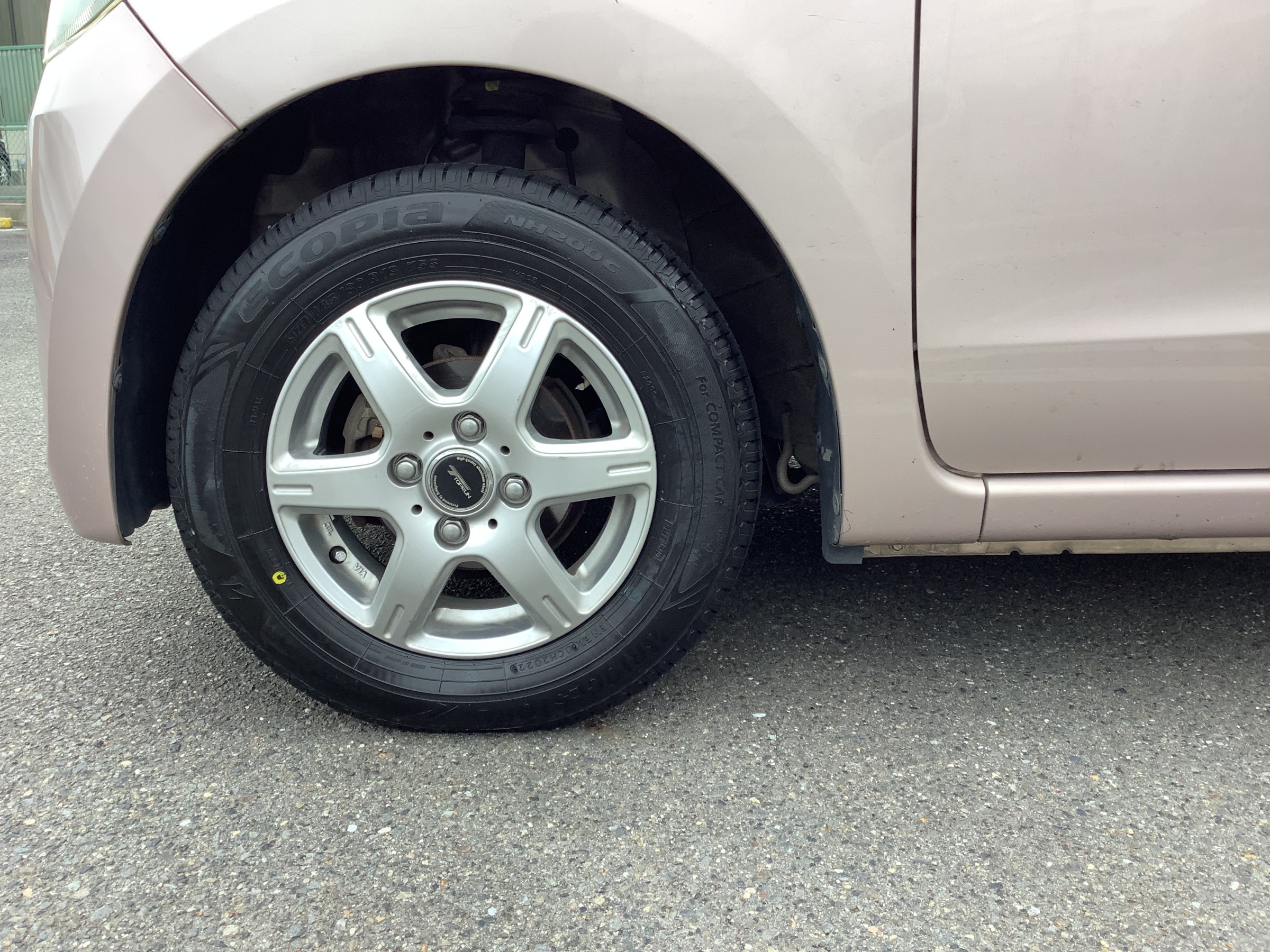 新品タイヤ装着後の画像