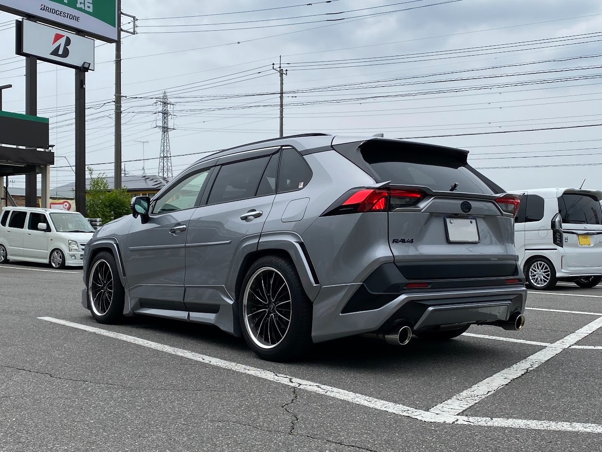 RAV4 【テイン EDFC 車高調 取付】 | 店舗おススメ情報 | タイヤ