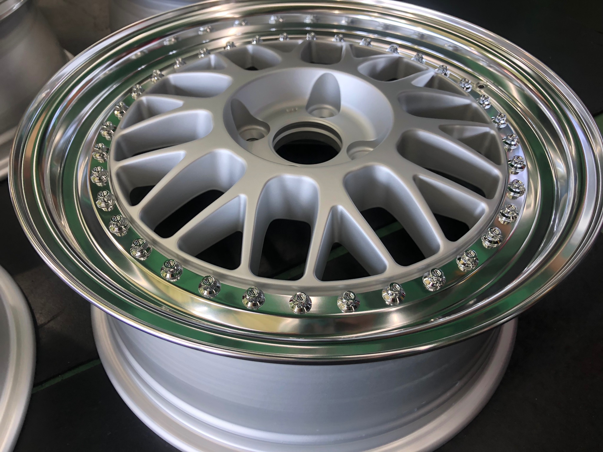 WORK MEISTER M1 マットシルバー16インチ入荷♪ | 店舗おススメ