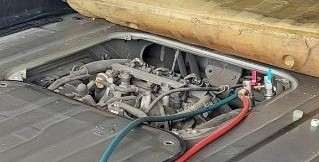 ホンダ バモス エアコンガスクリーニング作業 添加剤 ホンダ バモス その他 その他 エアコンガスクリーニング サービス事例 タイヤ館 松山56 愛媛県のタイヤ カー用品ショップ タイヤからはじまる トータルカーメンテナンス タイヤ館グループ