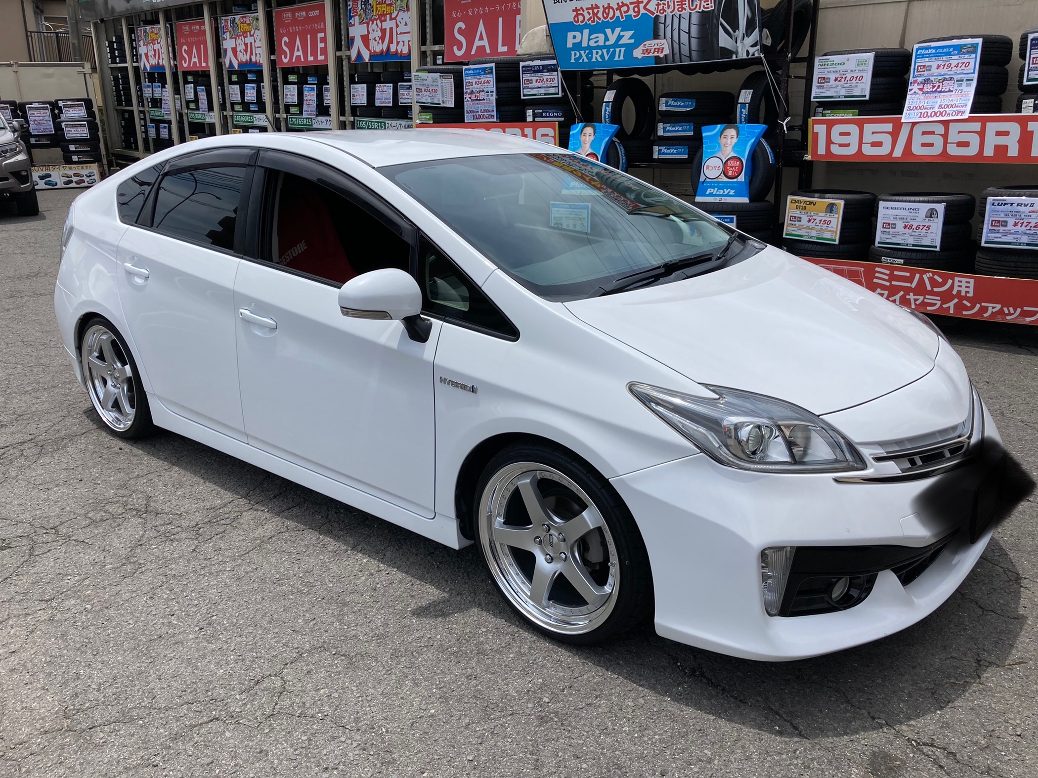 トヨタ 30 プリウス 19インチ SSR プロフェッサーSP4 お取り付け