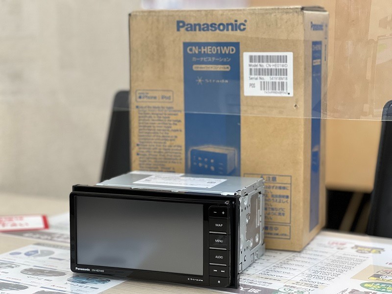 カーナビ Panasonic strada CN-HE01WD Panasonic CN-HE01WD Strada