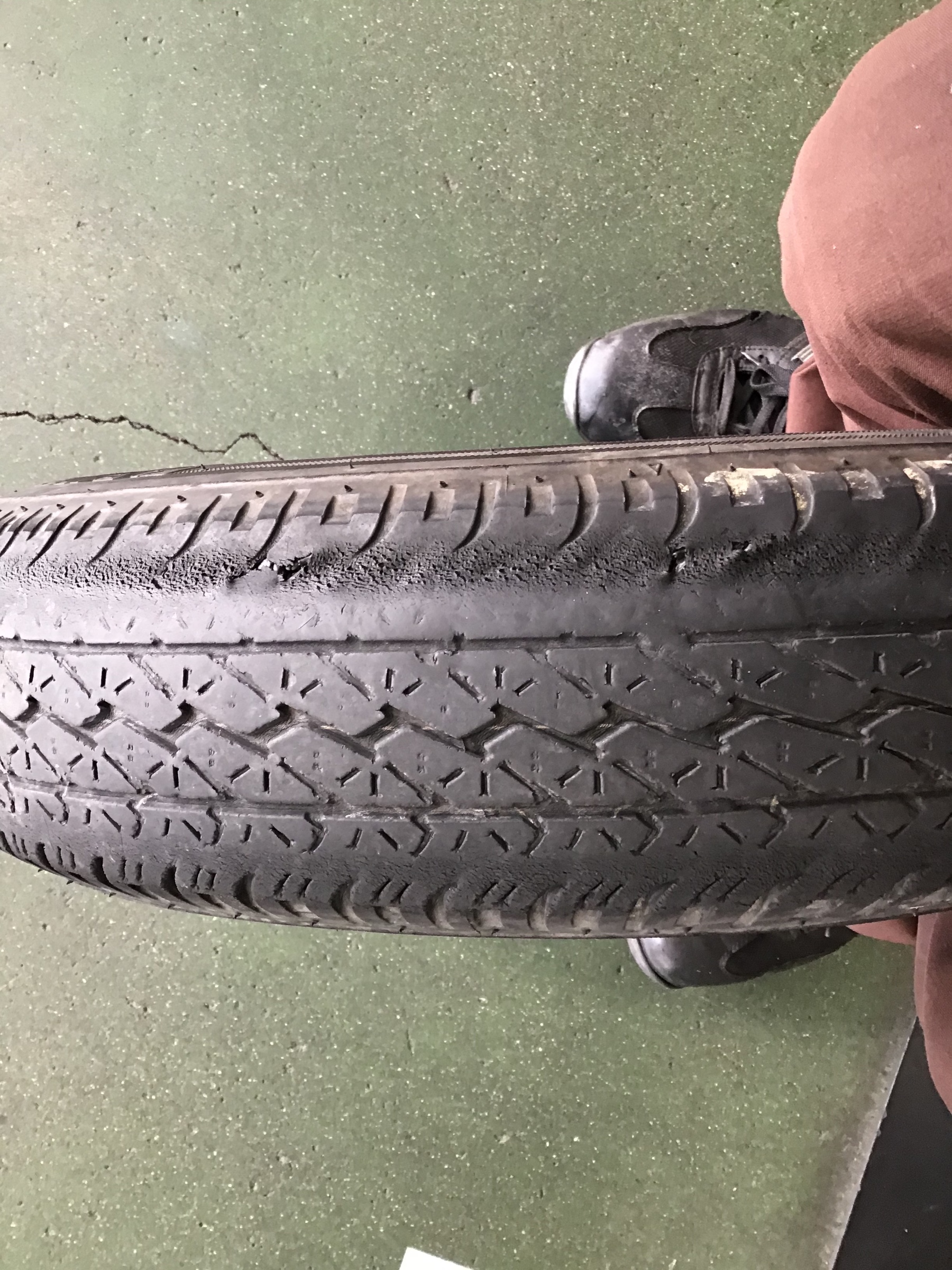 タイヤ　セパレーション