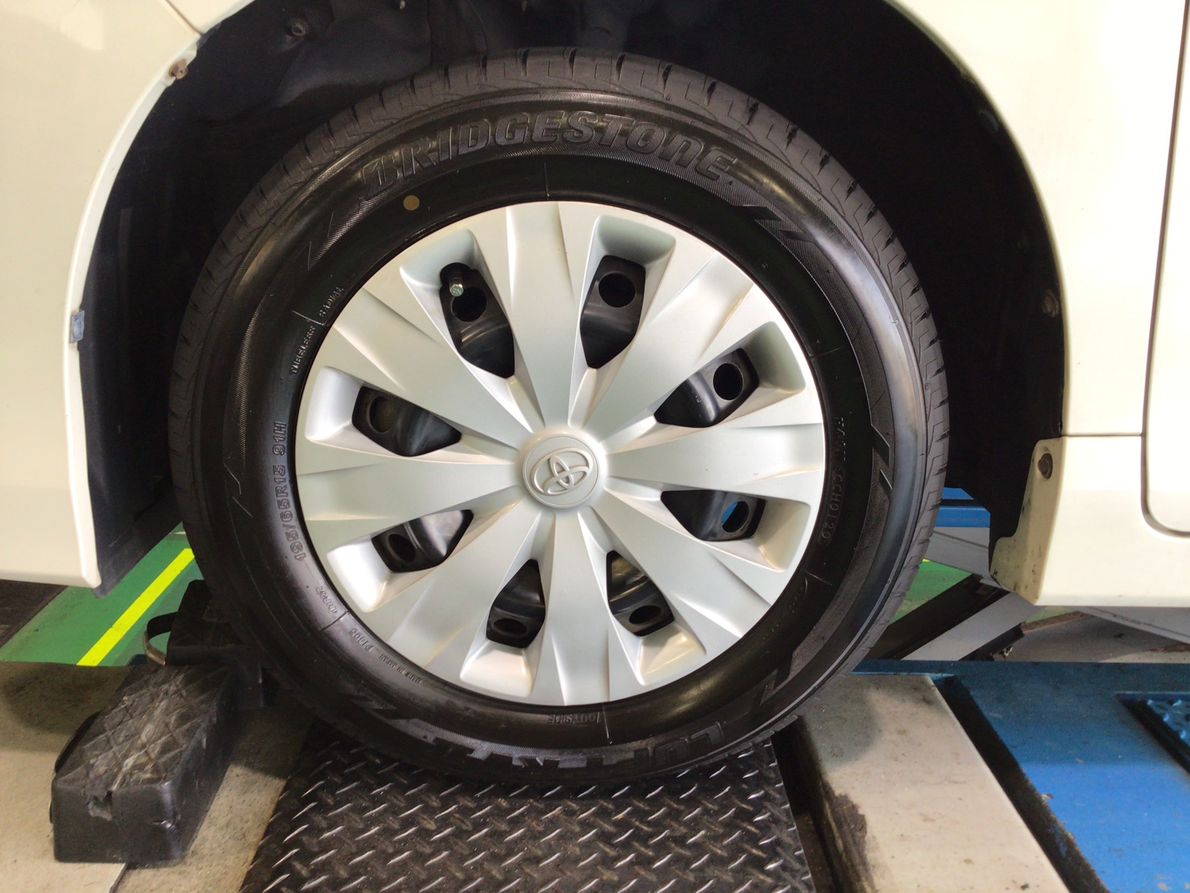 新品タイヤ装着後の画像