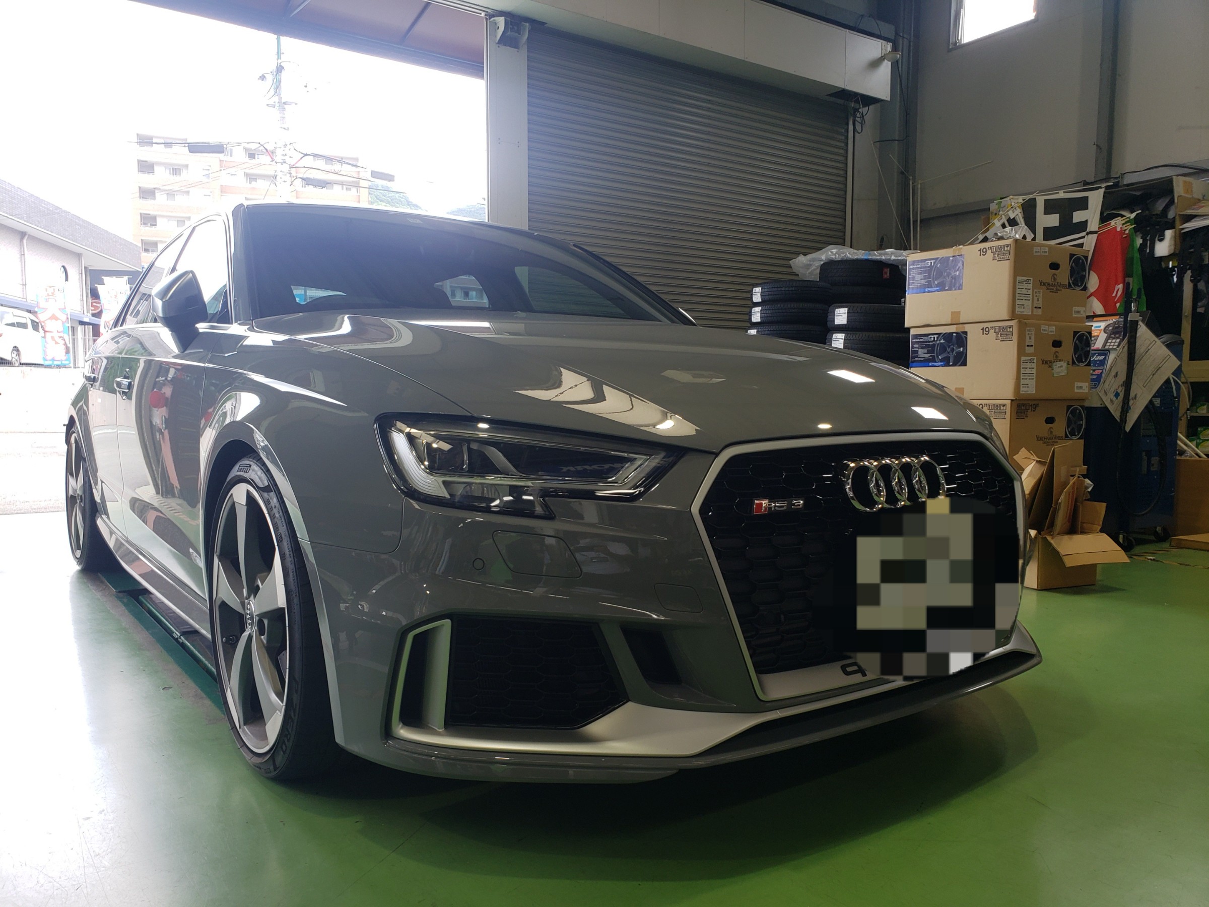 アウディ RS3 8V バランスイット フロントリップ取付しました