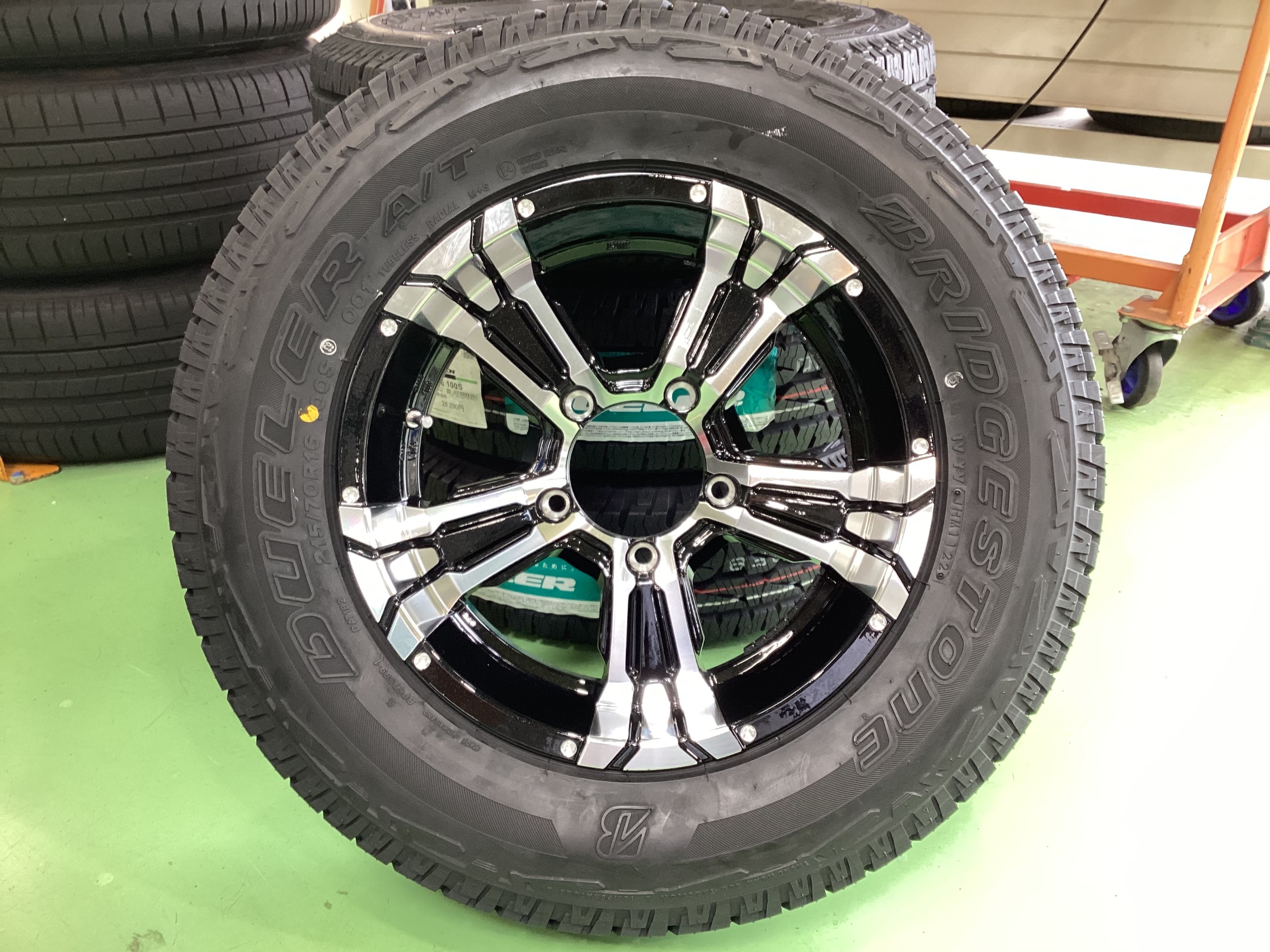 スズキ ジムニーシエラにNITRO POWER CROSS CLAWお取り付けさせ スズキ ジムニーシエラにNITRO POWER CROSS CLAWお取り付けさせ