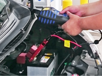 バッテリー点検時　の画像