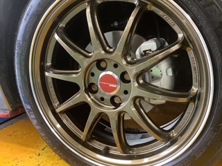 ノートオーラNISMO ホイール交換 | 日産 オーラ | スタッフ日記