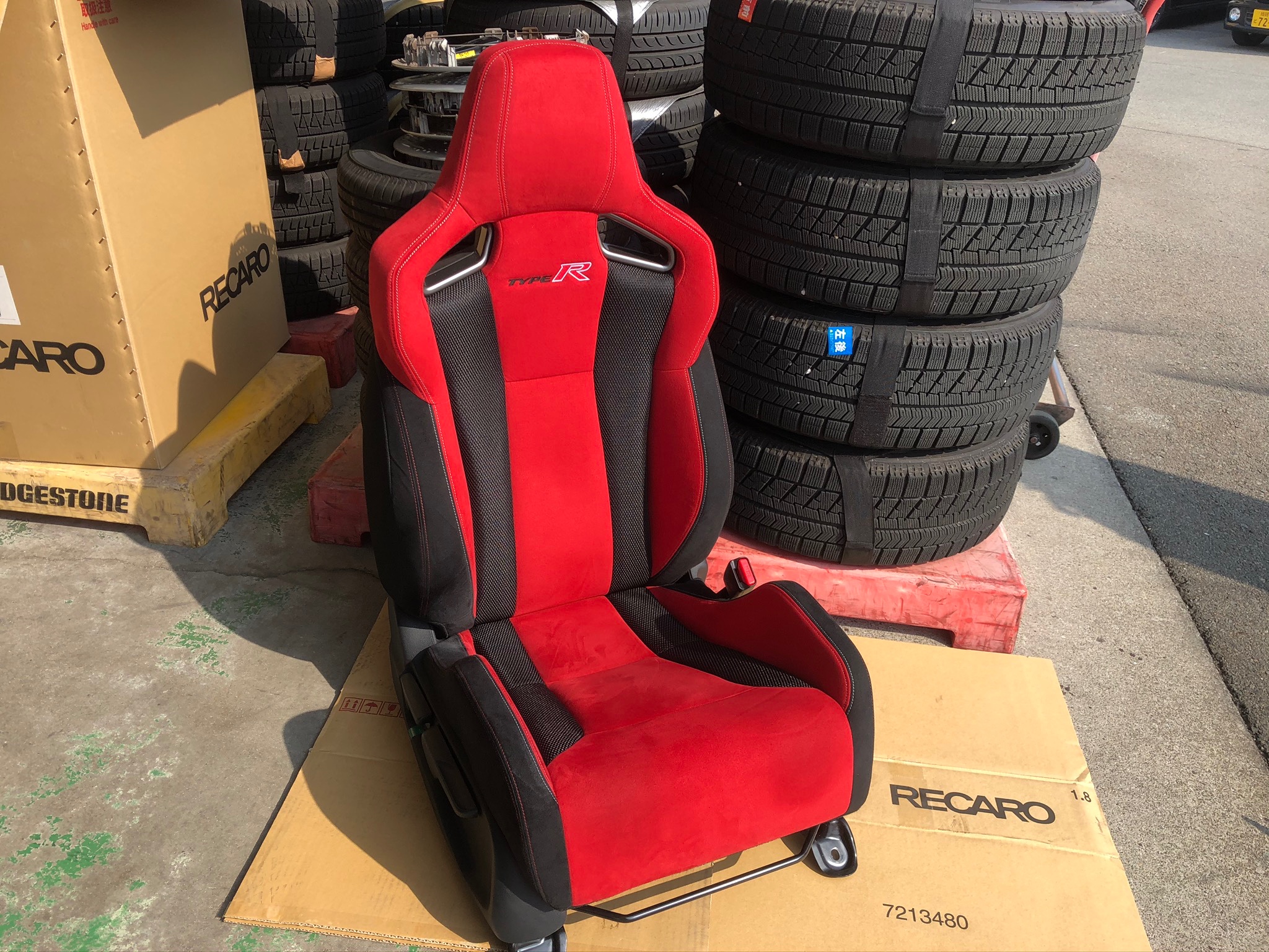 FK8 シビックタイプR レカロシート装着!(^^)! | 店舗おススメ情報 