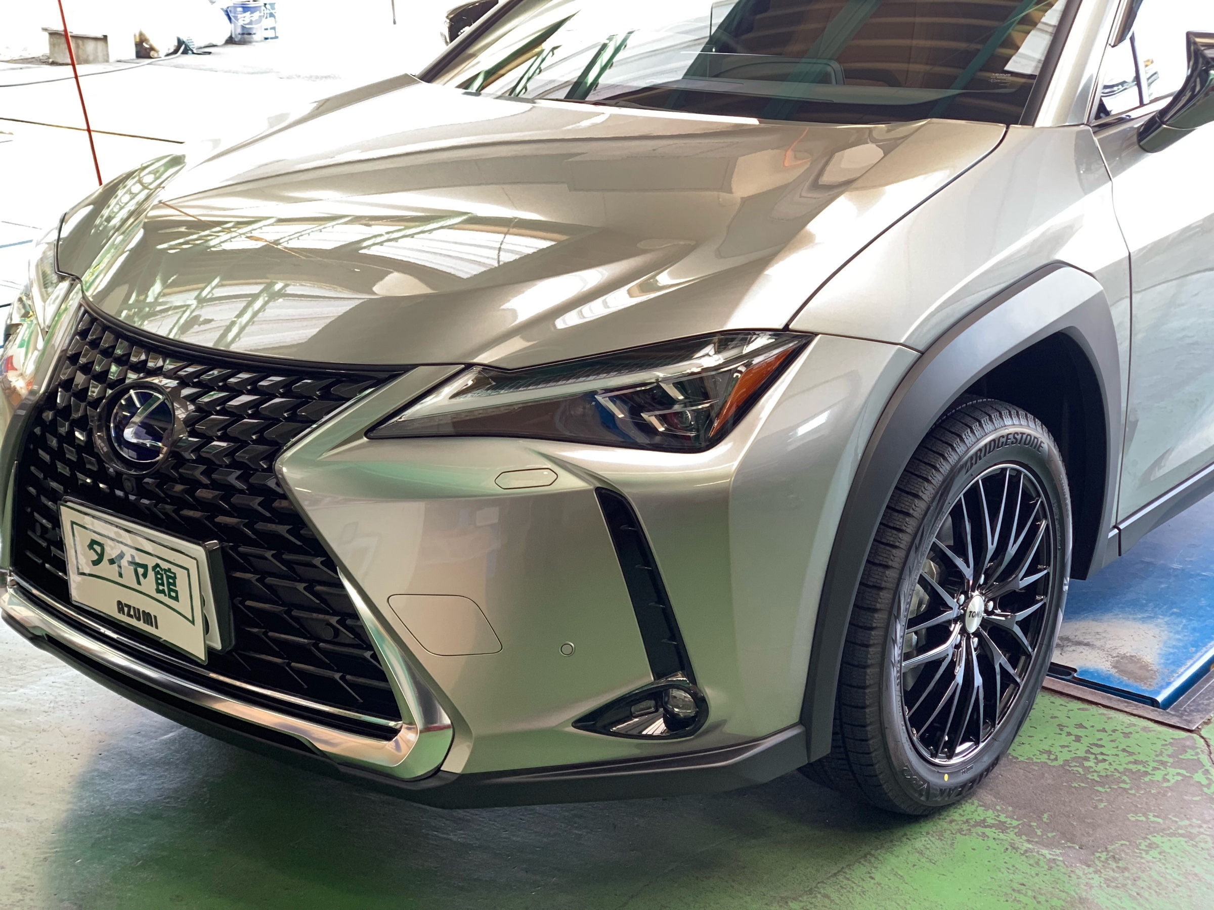LEXUS UX250h | 店舗おススメ情報 | タイヤ館 安曇(長野県) LEXUS UX250h | 店舗おススメ情報 | タイヤ館 安曇(長野県)