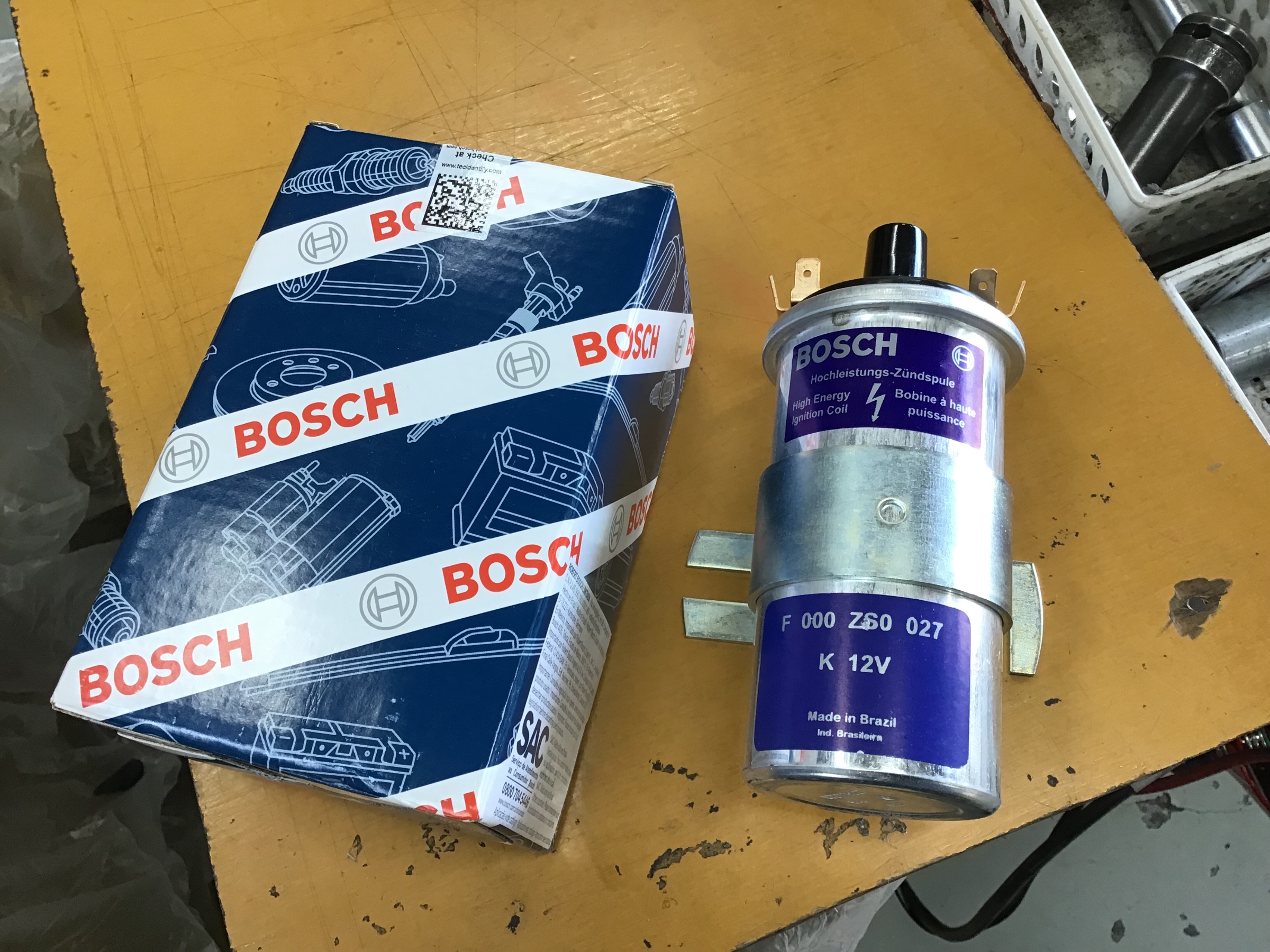 新品未使用 BOSCH　ボッシュ　ブルーコイル　イグニッションコイル