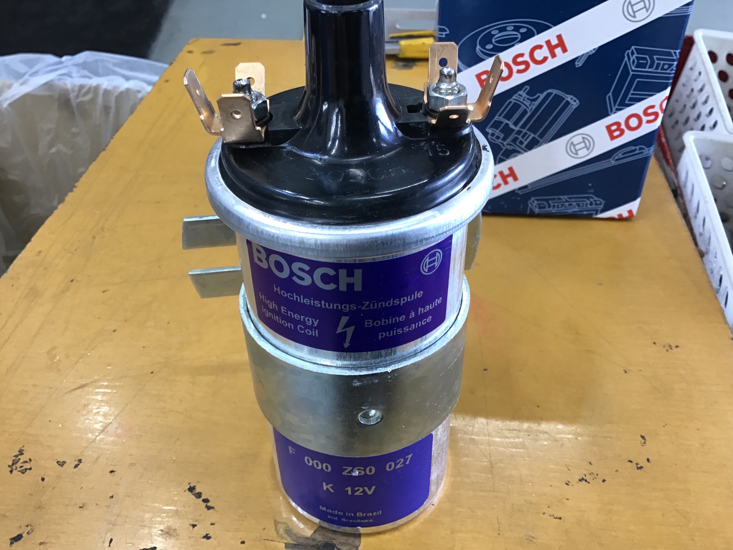 新品未使用 BOSCH　ボッシュ　ブルーコイル　イグニッションコイル