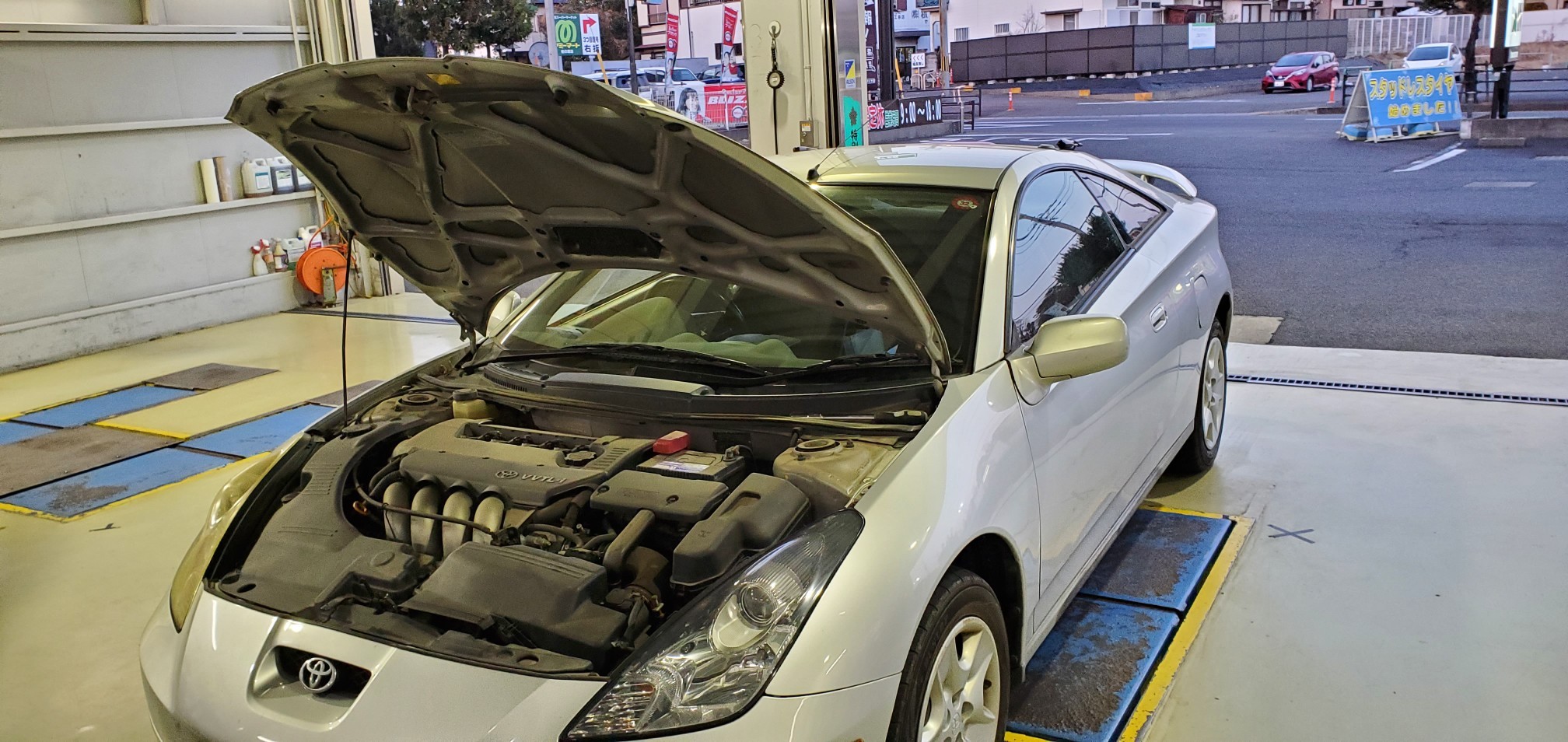 トヨタ セリカ】バッテリー交換  トヨタ セリカ メンテナンス商品 