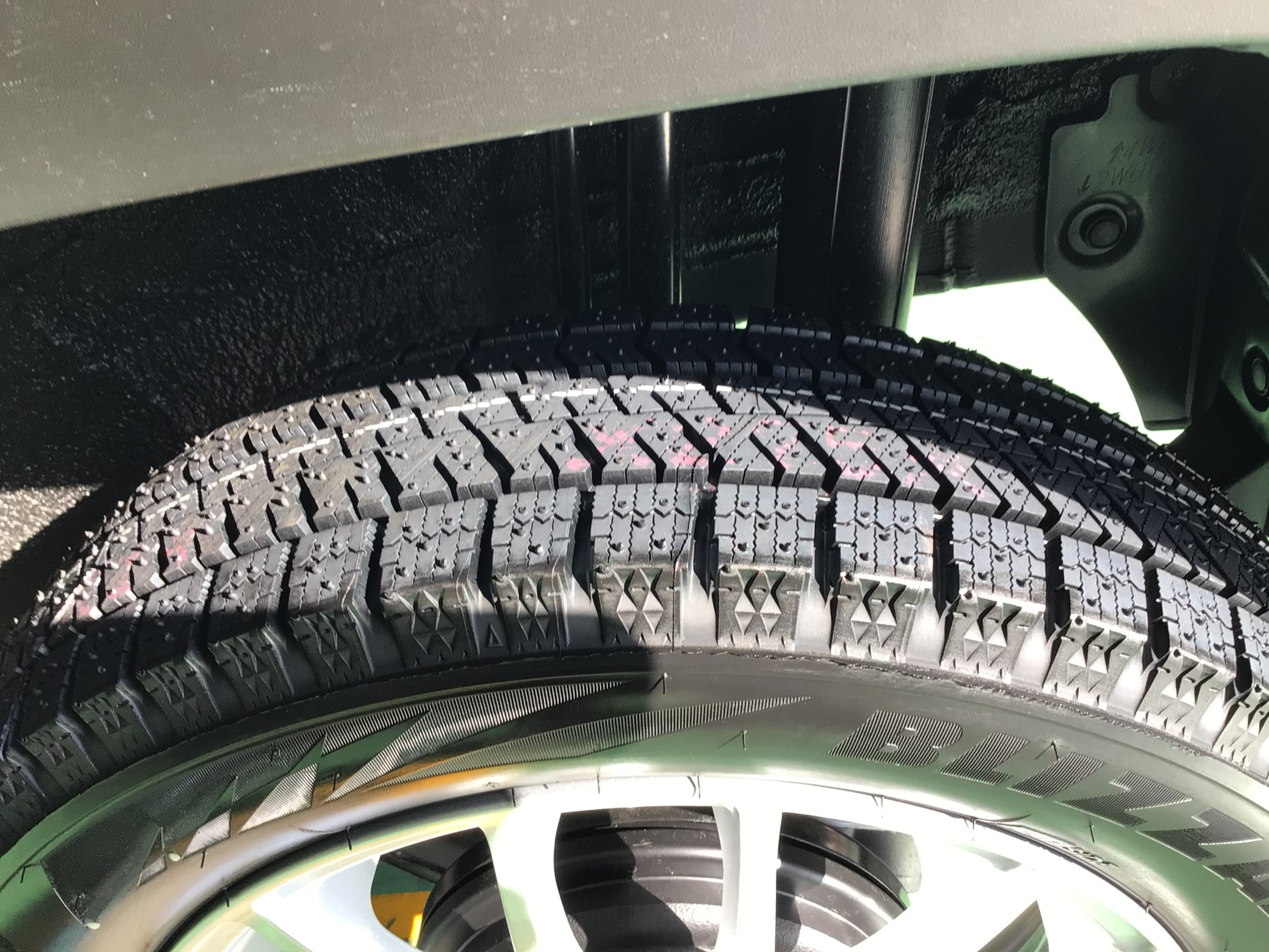 ダイハツ タフト スタッドレスホイールセット取付 | 店舗おススメ情報