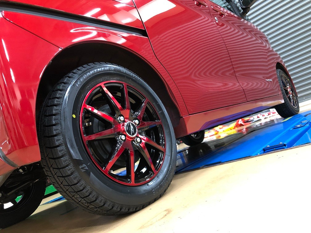 デイズルークスにスタッドレスタイヤSET | 店舗おススメ情報 | タイヤ