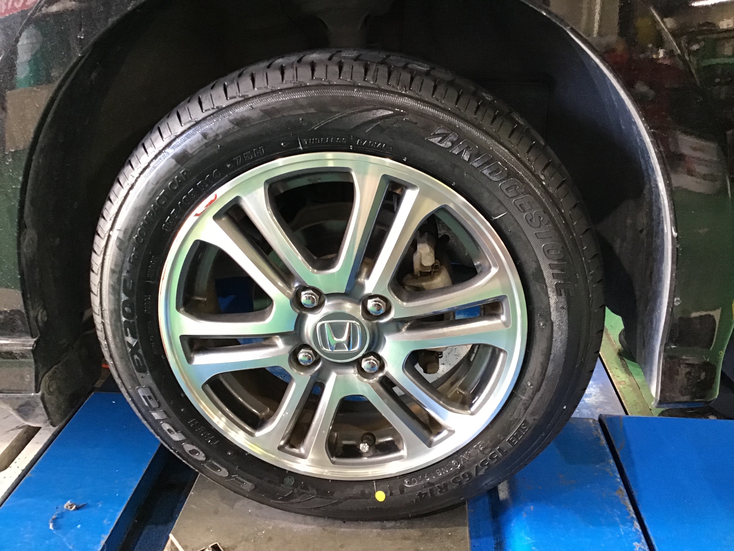 割引クーポン対象品 8 金 クーポンでお得 タイヤ交換対象 ホンダ N Box Jf3系 Work クラッグ T グラビック アッシュドチタンカットリム ダンロップ エナセーブ Ec4 165 55r15 15インチ サマータイヤ ホイール セット 4本1台分 特別価格