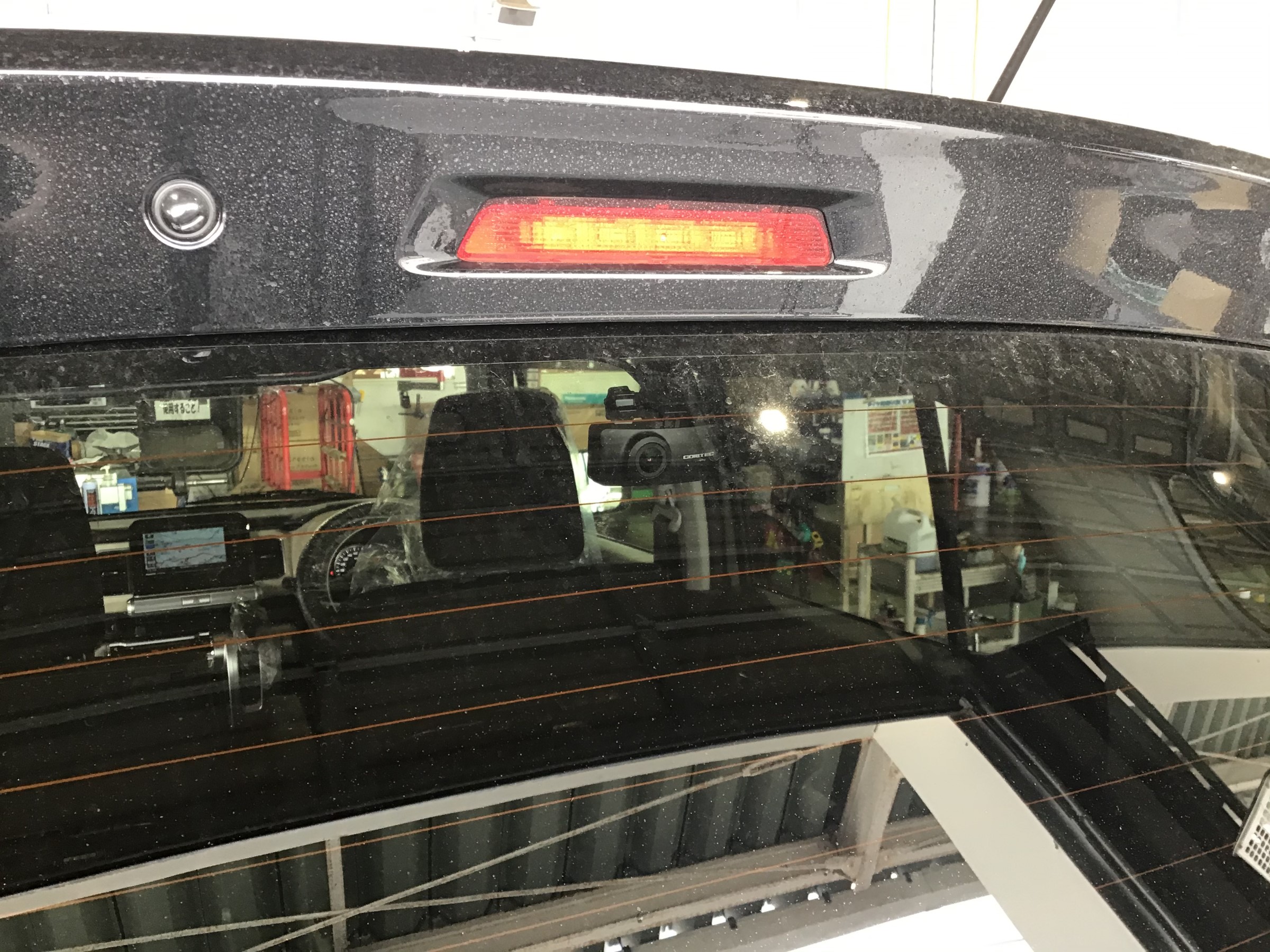 スズキ クロスビー ドライブレコーダー 取付 スズキ クロスビー Av ナビ機器 カー用品取付 Av商品取付 サービス事例 タイヤ館 富谷 宮城県のタイヤ カー用品ショップ タイヤからはじまる トータルカーメンテナンス タイヤ館グループ