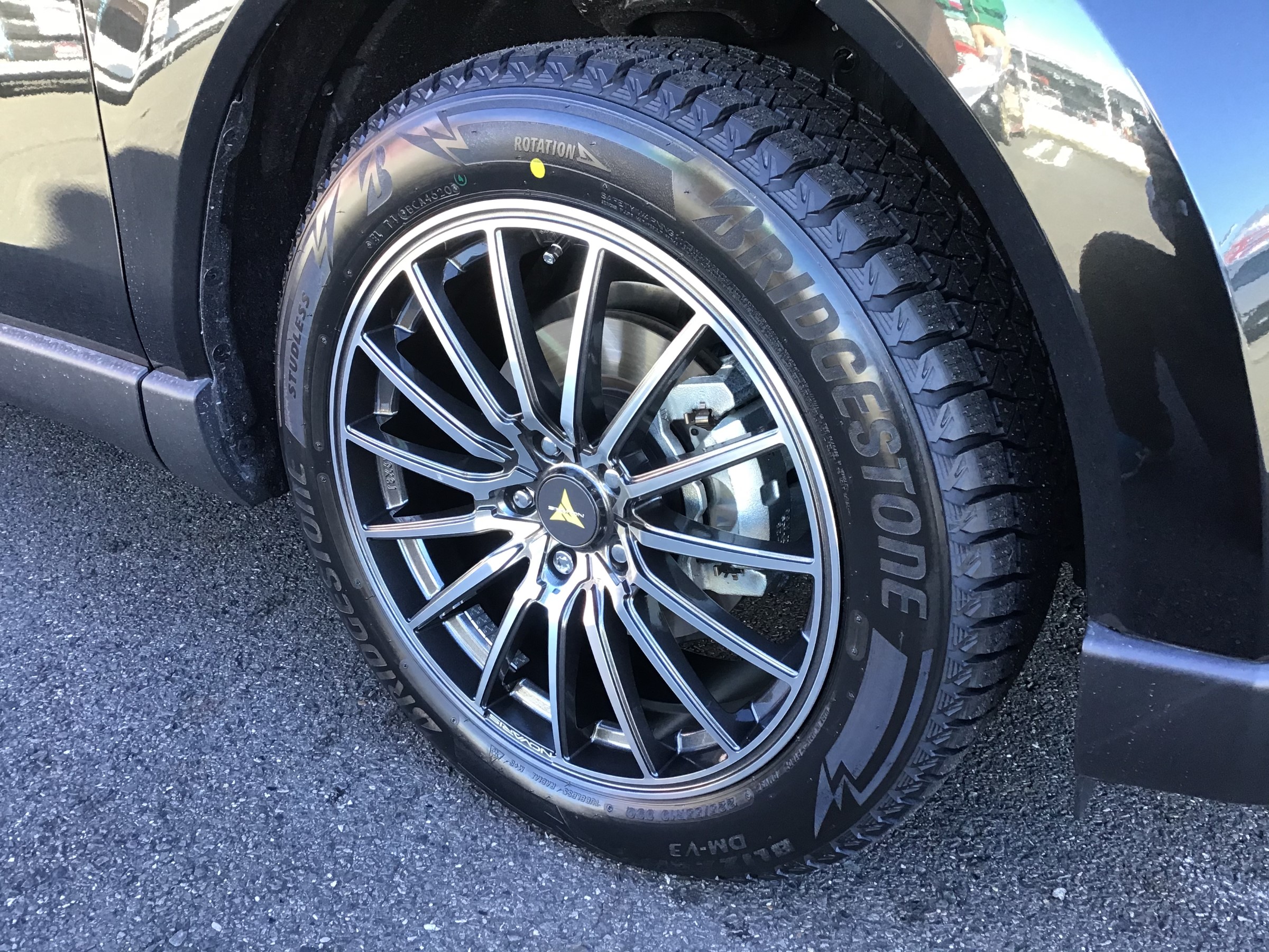 石見銀山 トヨタ ハリアー(80系)用 225/55R19 103R XL ノキアン