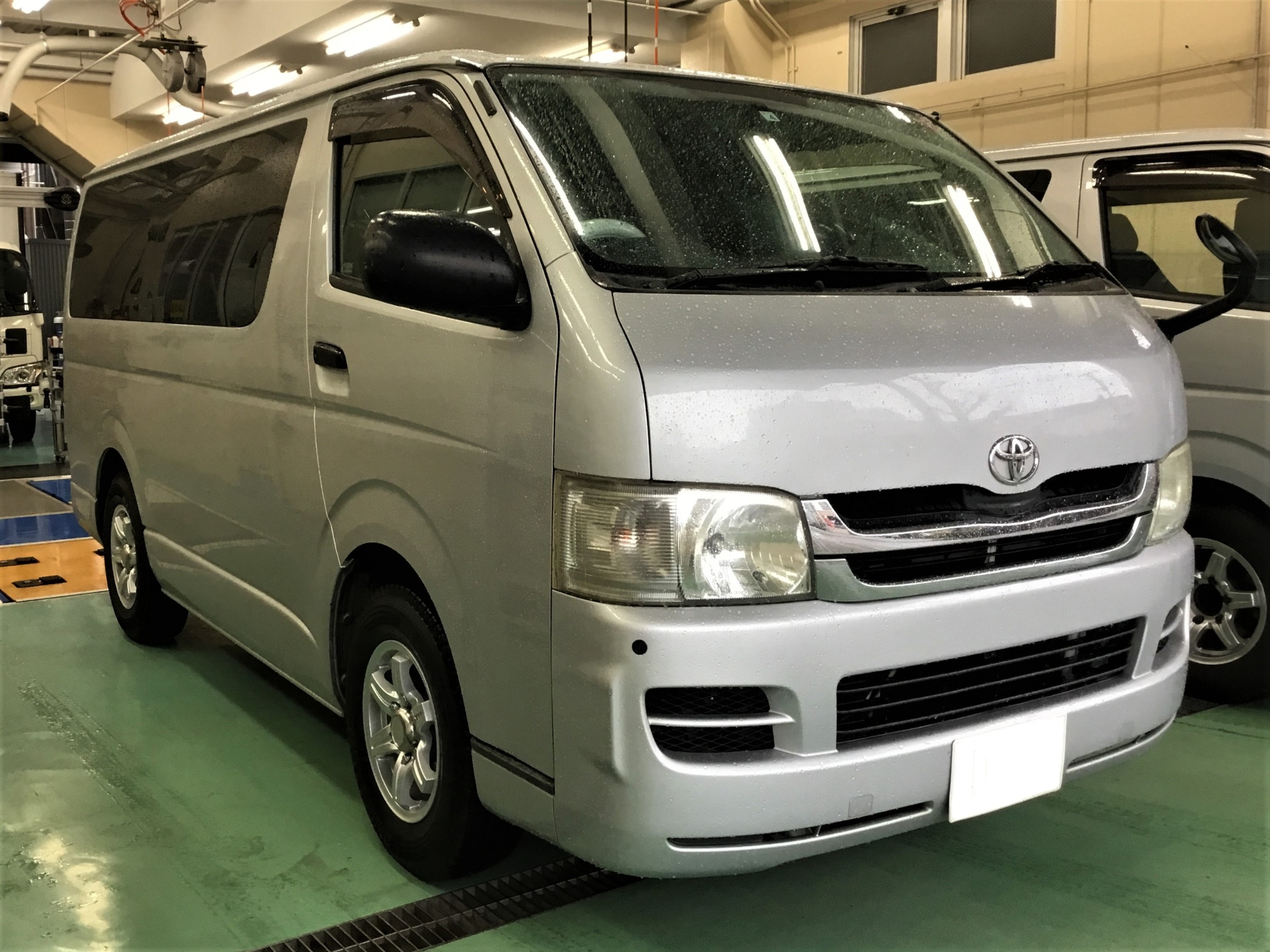 値下げ！！！！ ハイエースS-GL　新車外し　ホイール&ホイールキャップ ハイエース 新品塗装品 マットブラック TOYOTA 200系 レジアスエース