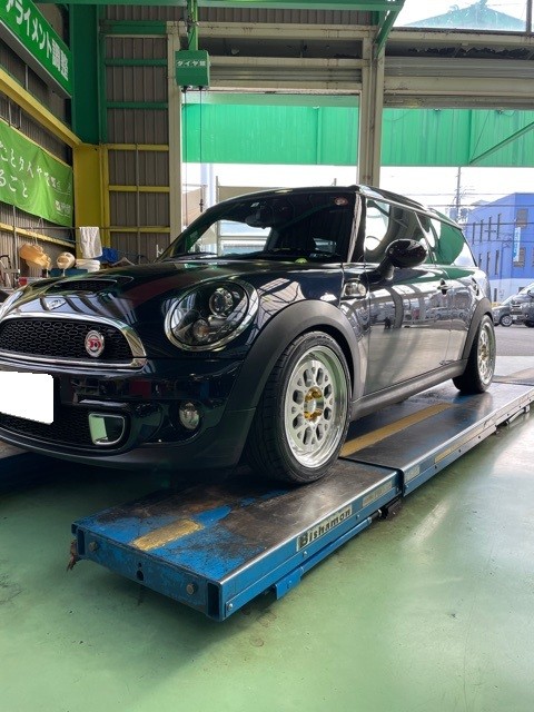 R55 MINI クラブマン 車高調&タイヤホイール取付 | 店舗おススメ