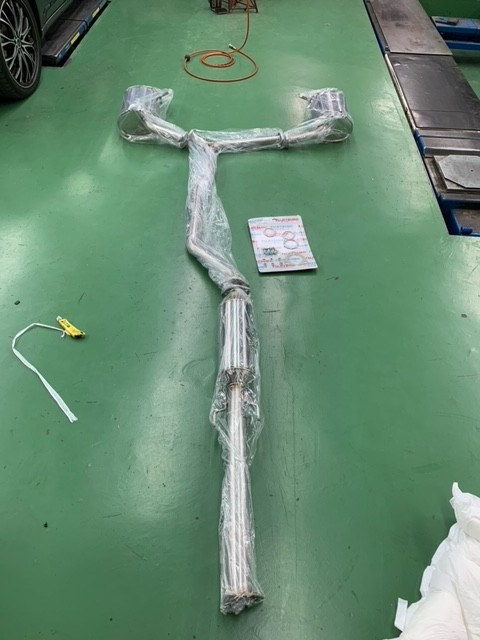 アコードのマフラー交換！ | ホンダ アコードツアラー その他 パーツ