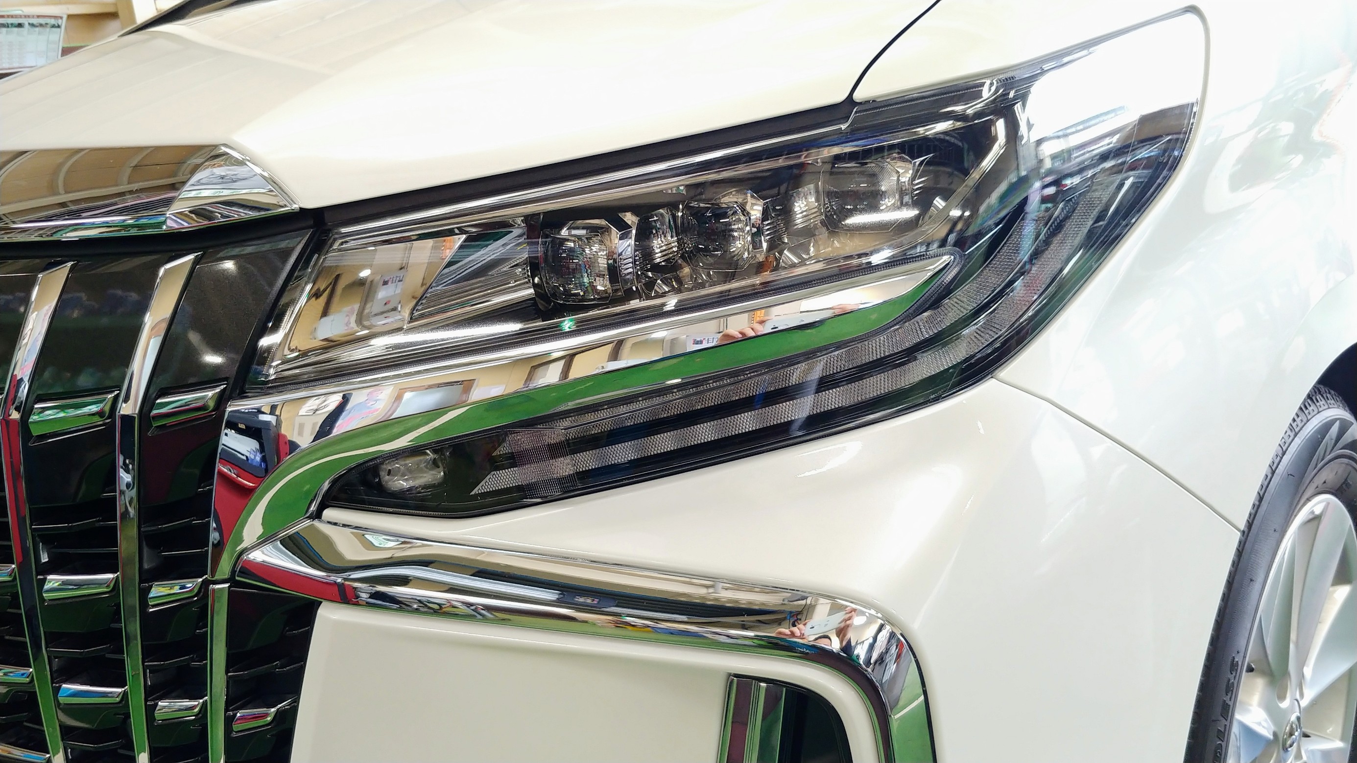 NF210 で車高ちょい下げ！ | トヨタ アルファード パーツ取付