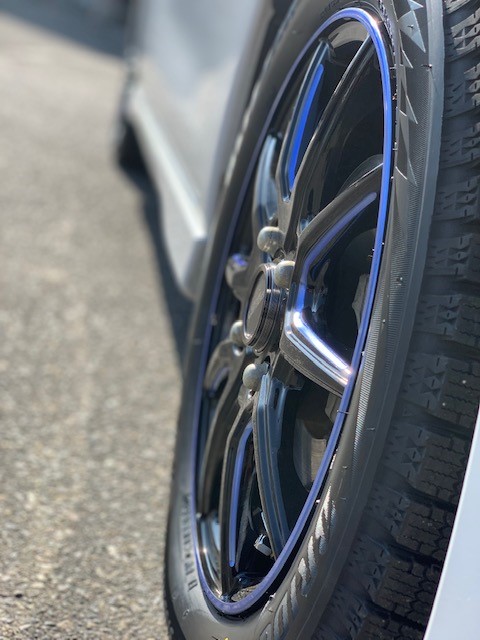 ルークス 青いホイール 日産 ルークス ホイール スタッフ日記 タイヤ館 ヤマト タイヤからはじまる トータルカーメンテナンス タイヤ館グループ
