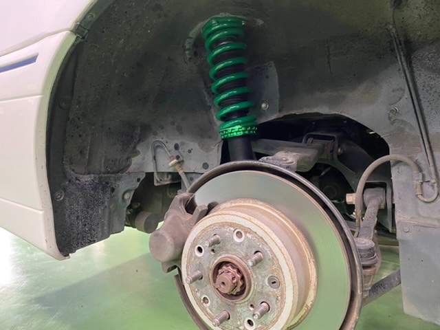 トヨタ JZS171W クラウンエステート】足回り交換を行いました | 店舗お 