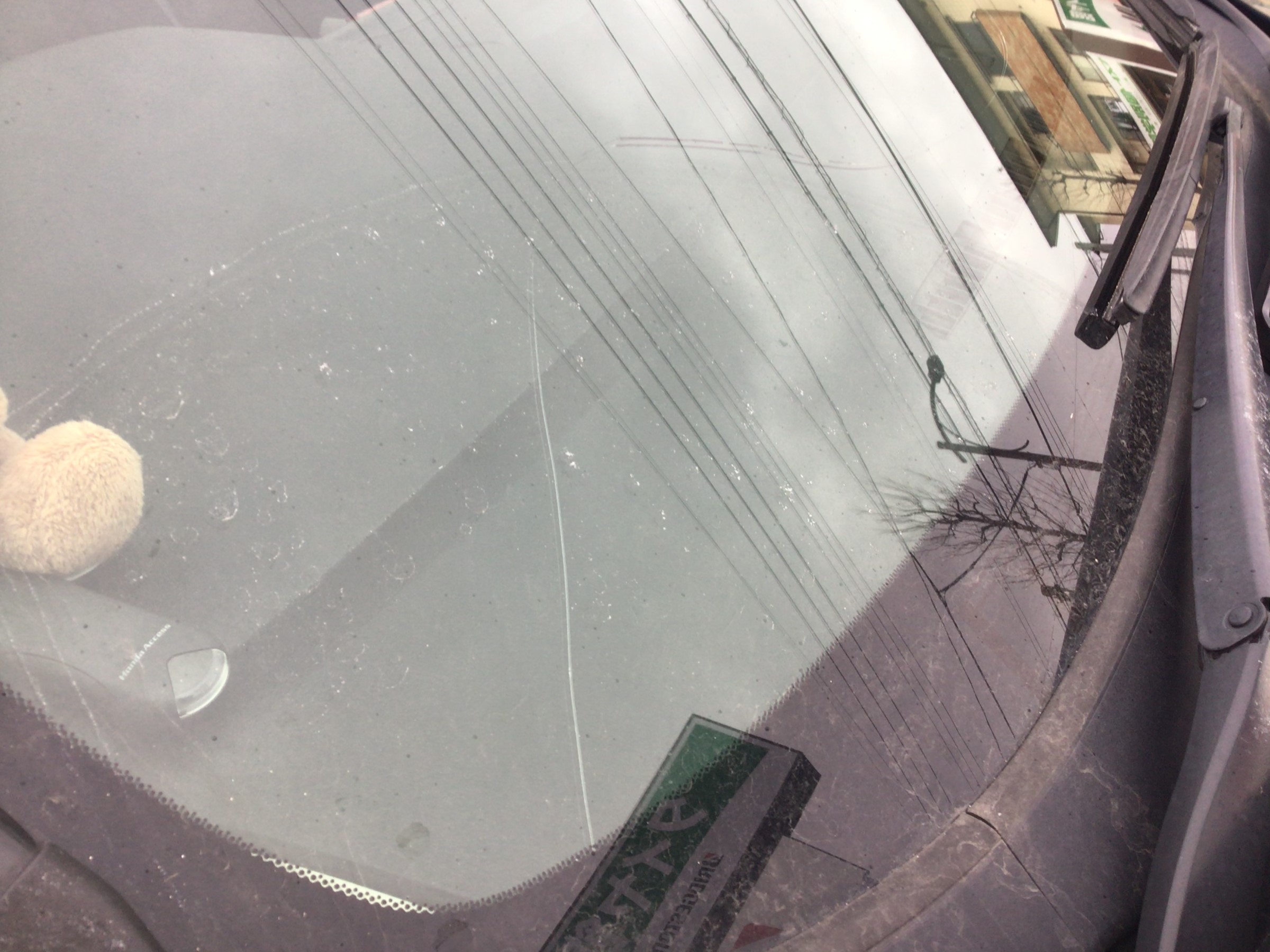 フロントガラス交換 サービス事例 タイヤ館 郡山 福島県のタイヤ カー用品ショップ タイヤからはじまる トータルカーメンテナンス タイヤ館グループ