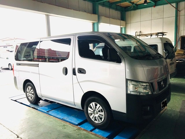 キャラバンのバンパー交換他 スタッフ日記 タイヤ館 にいがた弁天橋通り 新潟県のタイヤ カー用品ショップ タイヤからはじまる トータルカーメンテナンス タイヤ館グループ