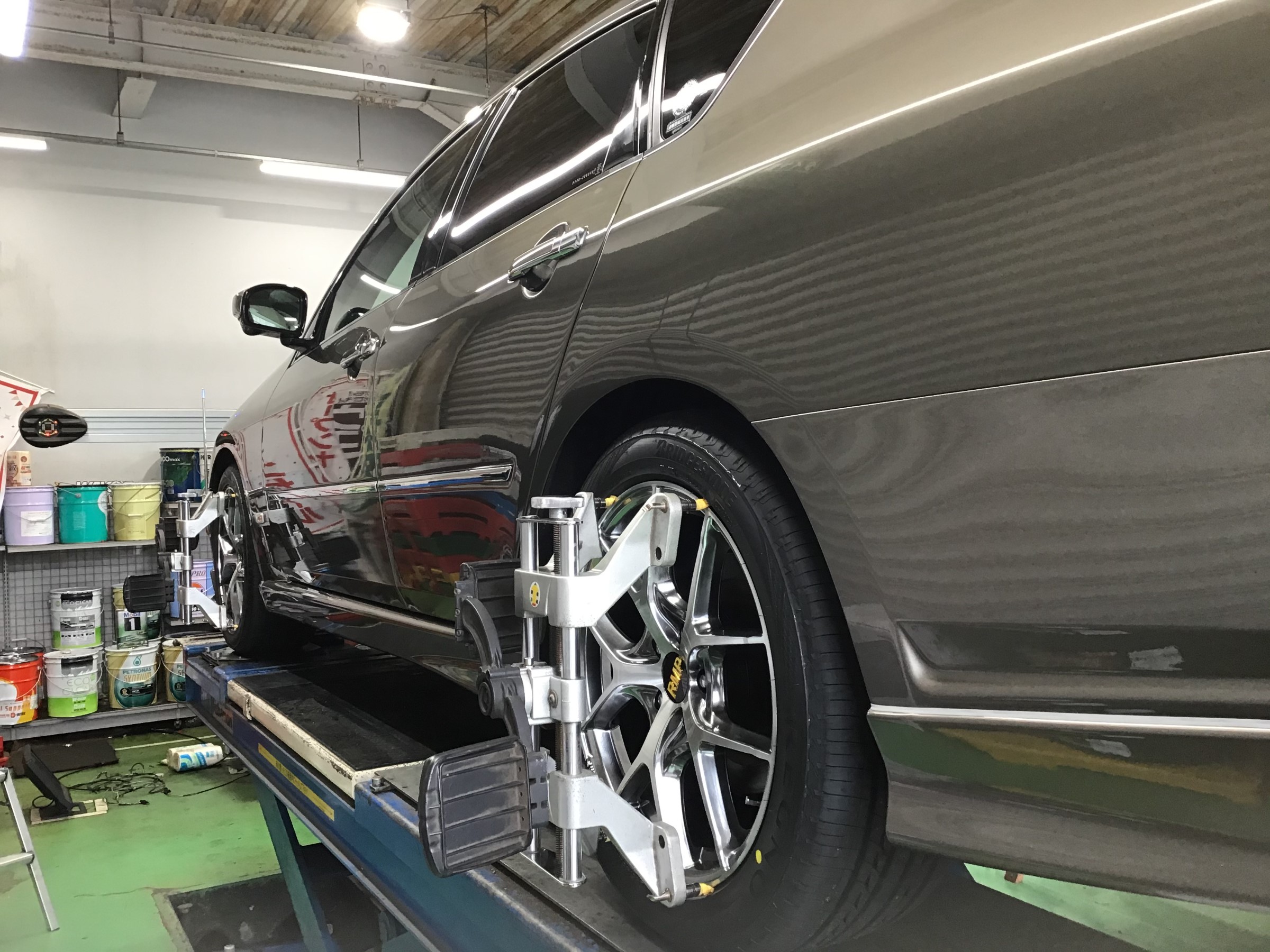 日産 フーガ ホイールセットお取り付け | 日産 フーガ タイヤ タイヤ
