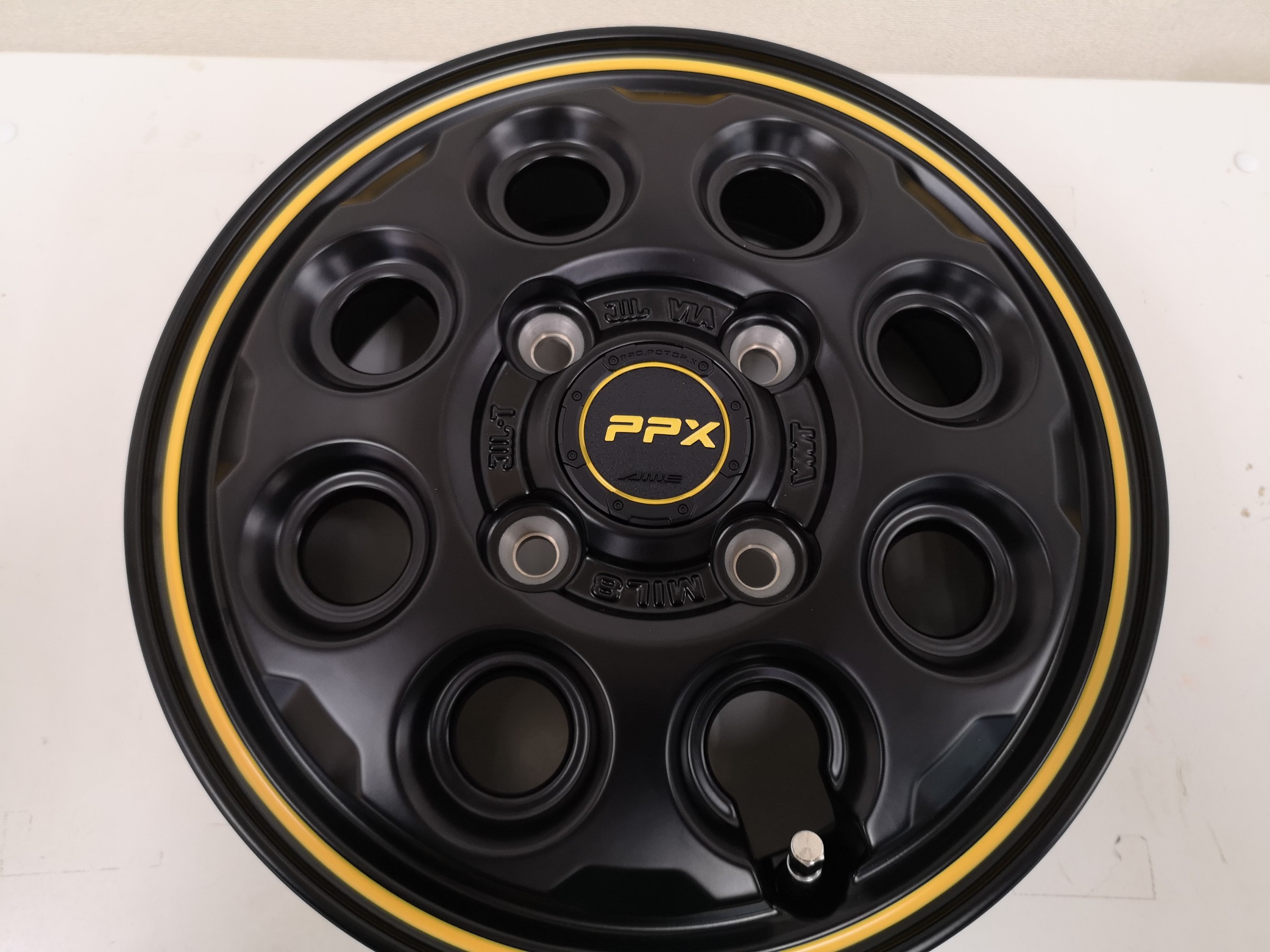 アルミホイール 共豊コーポレーション PPX MIL:8のご紹介です | ホイール タイヤ・ホイール関連 > タイヤ・ホイール交換 | サービス事例  | タイヤ館 秋田 | 秋田県のタイヤ、カー用品ショップ タイヤからはじまる、トータルカーメンテナンス タイヤ館グループ