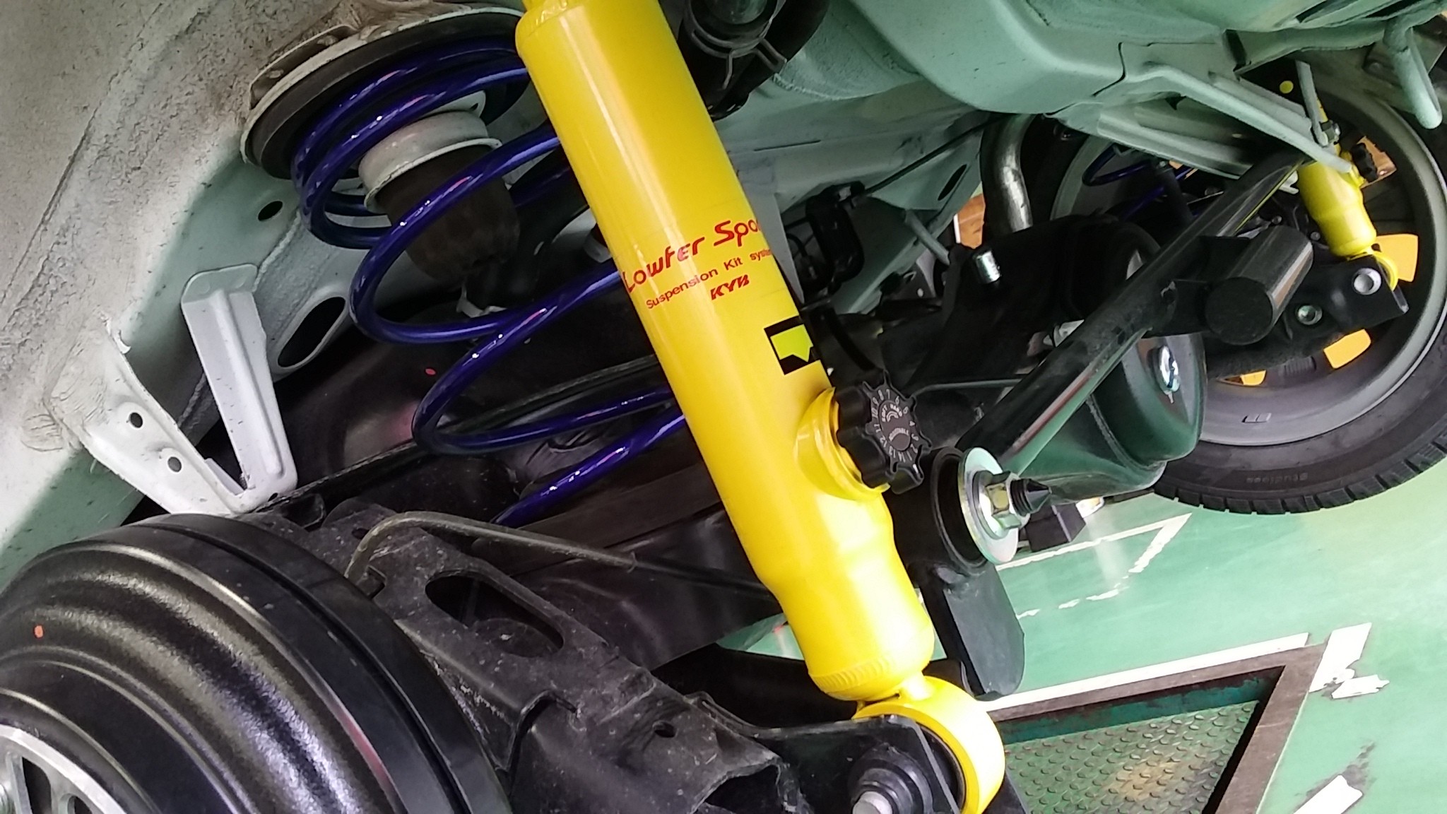 アルトワークス KYB ローファースポーツ | 店舗おススメ情報