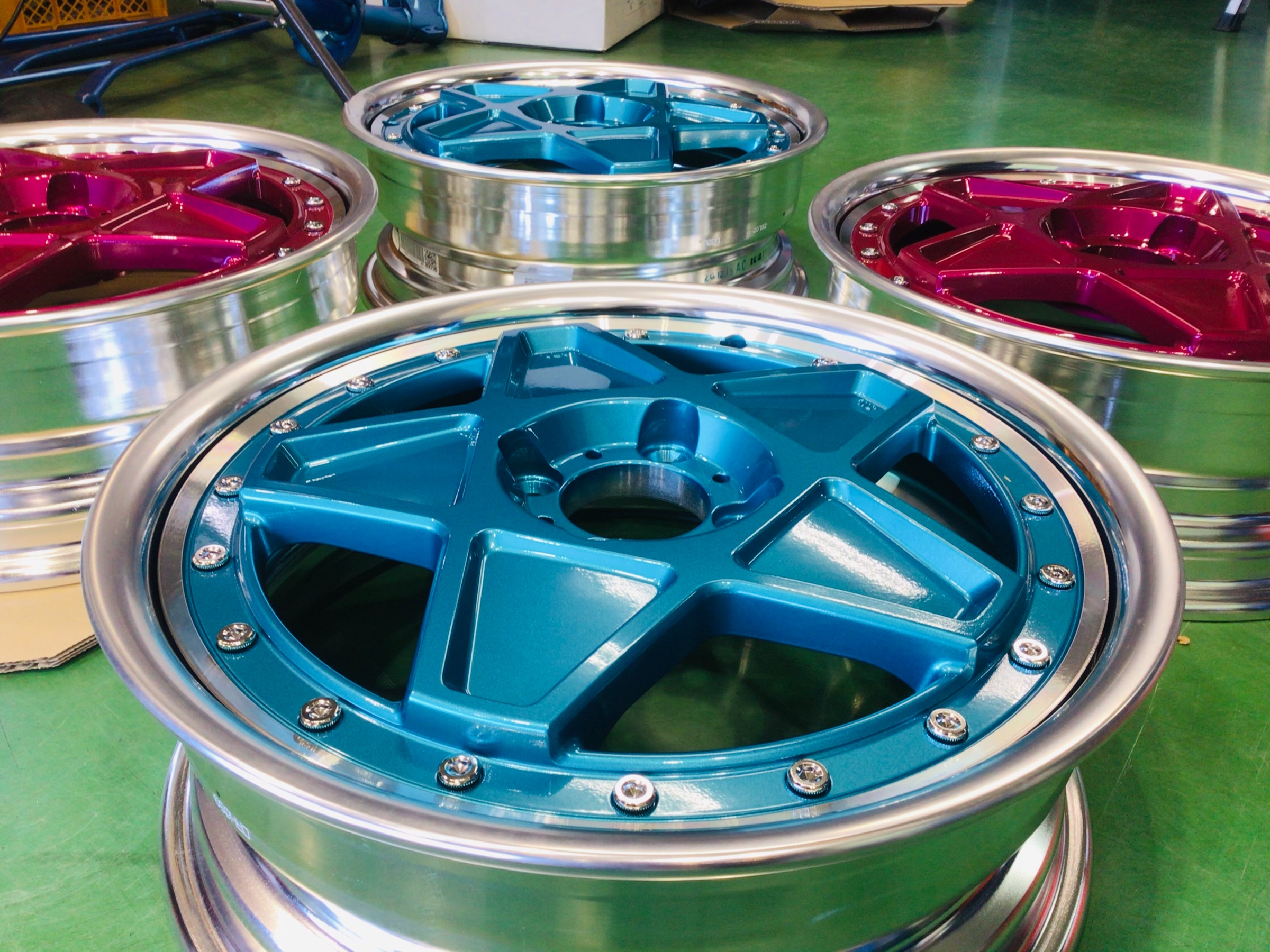 SHALLEN STAR シャレン スター | 店舗おススメ情報 | タイヤ館