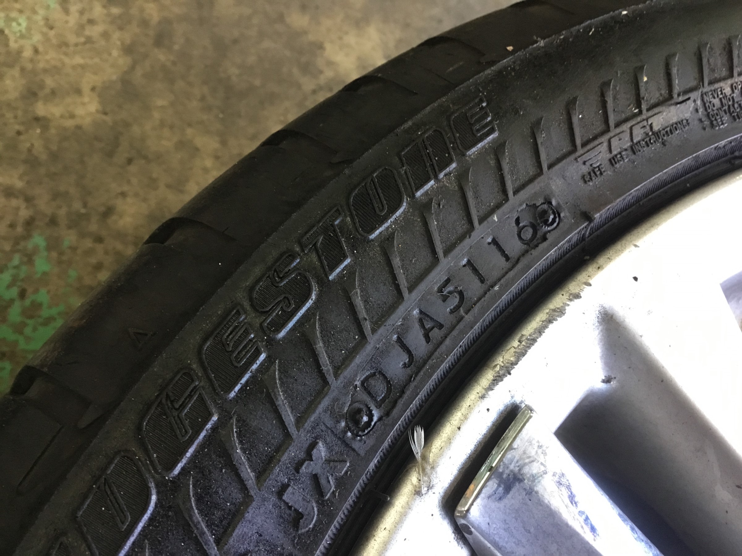 GWS191型レクサスGS450ｈ、ランフラットタイヤ交換＆アライメント調整