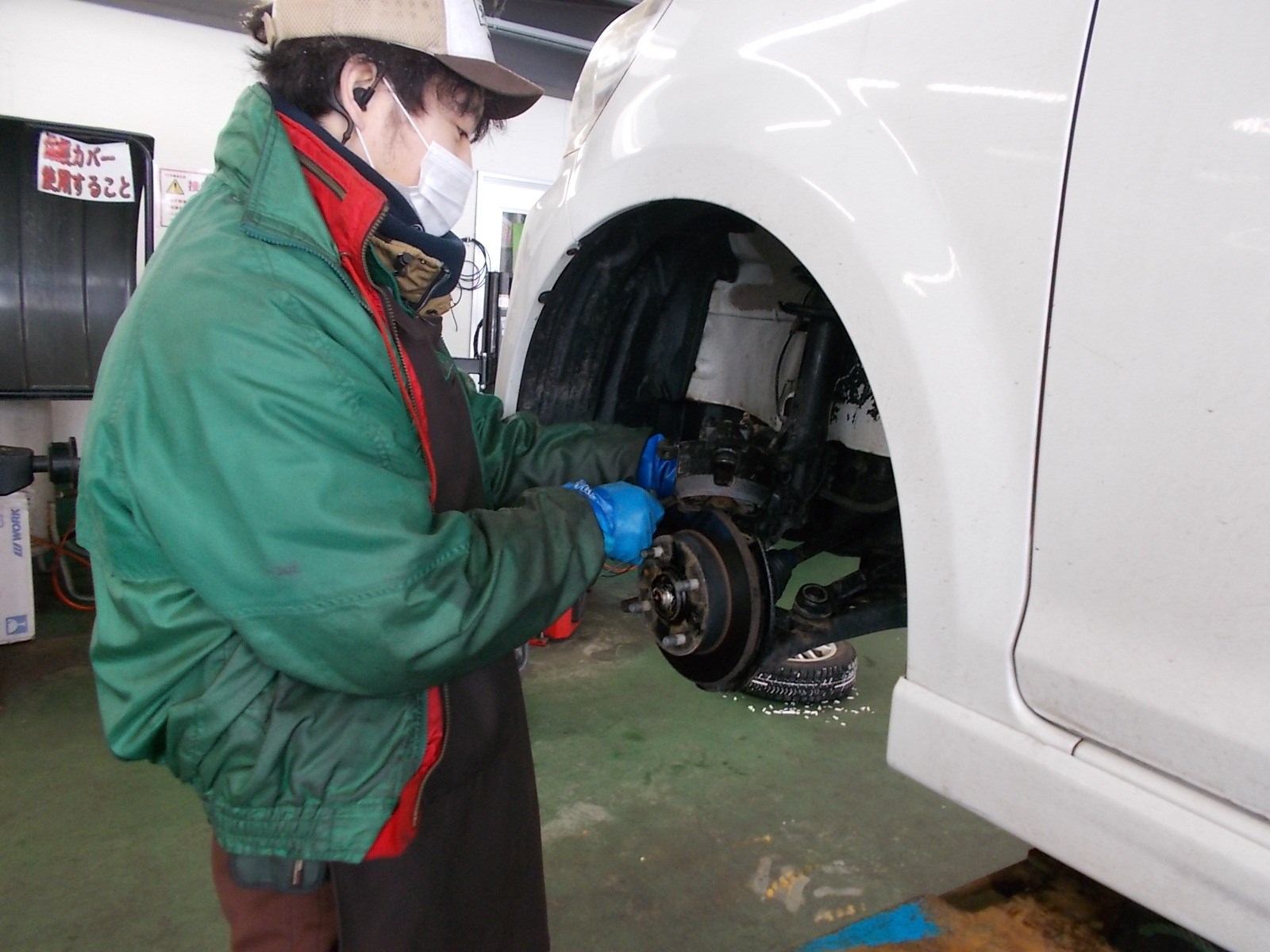 ムーヴ スライドピン抜けない！！ スタッフ日記 タイヤ館 千歳 タイヤからはじまる、トータルカーメンテナンス タイヤ館グループ