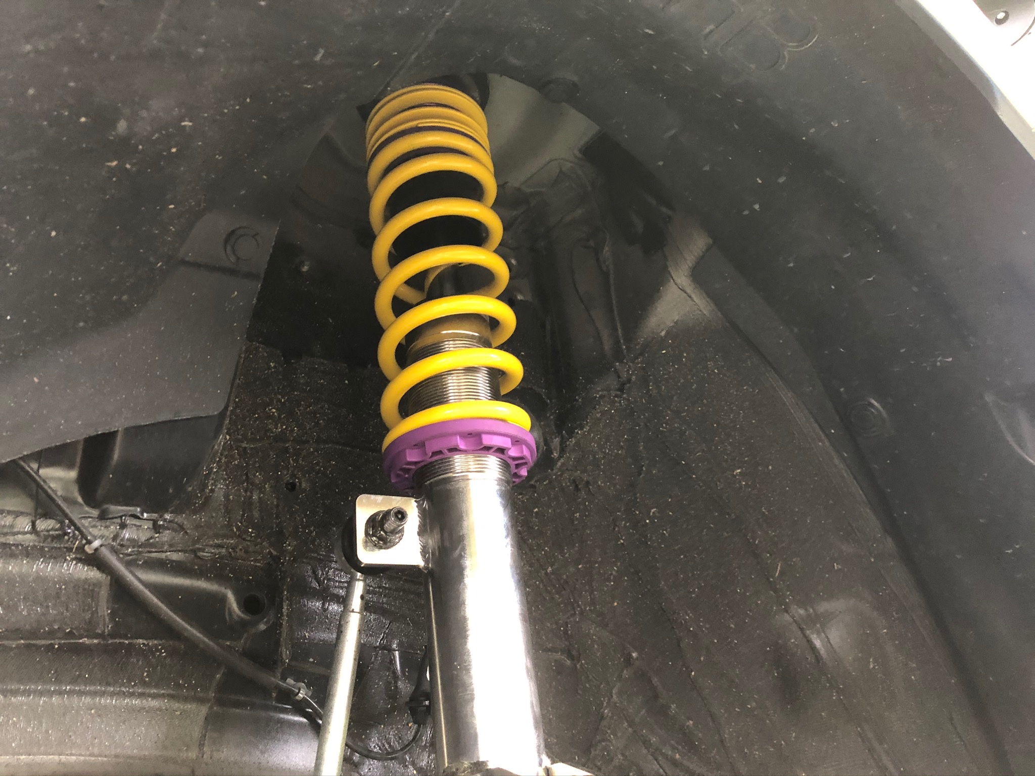 ZC33S スイフトスポーツ KW車高調取り付け(*^^*) | 店舗おススメ
