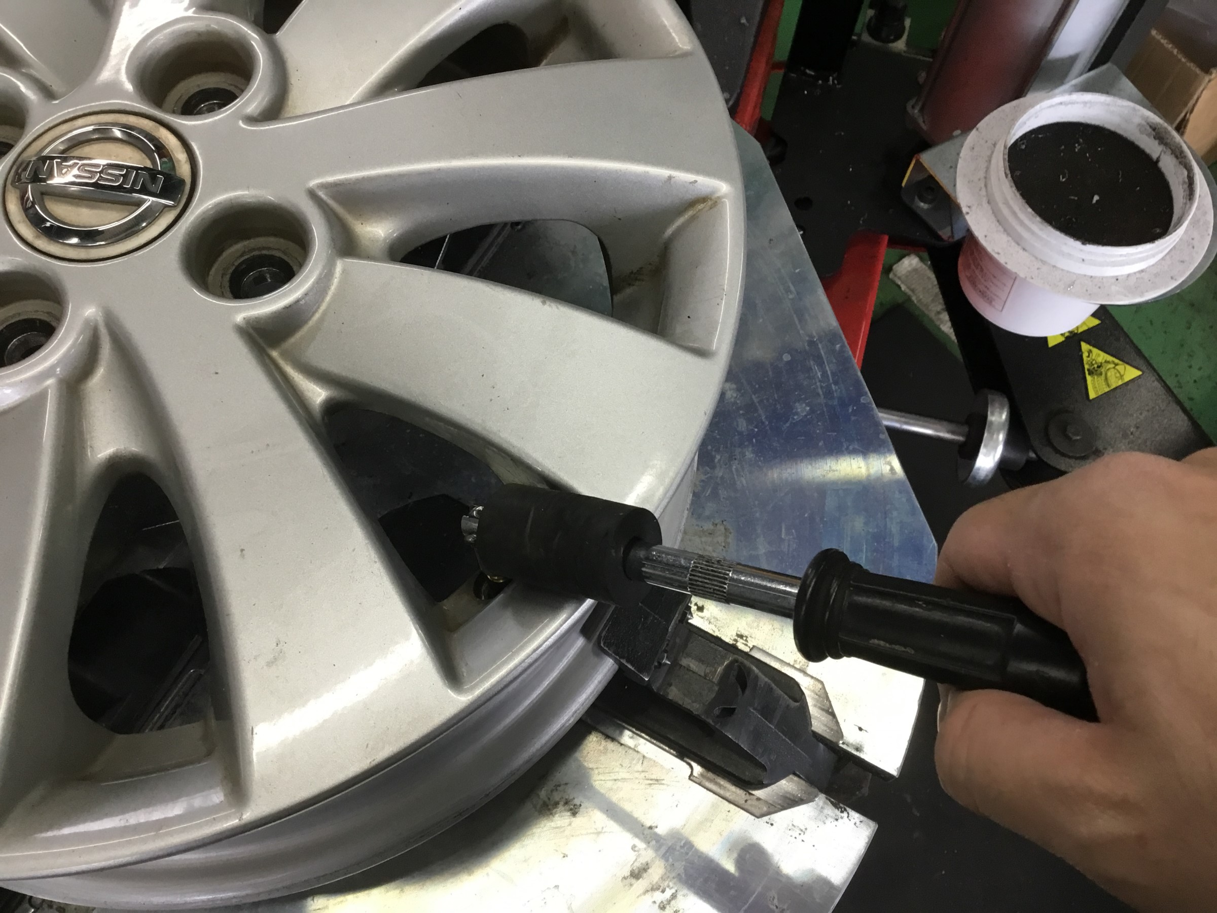 MG33S型モコ、夏タイヤ交換！ | 日産 モコ タイヤ タイヤ・ホイール
