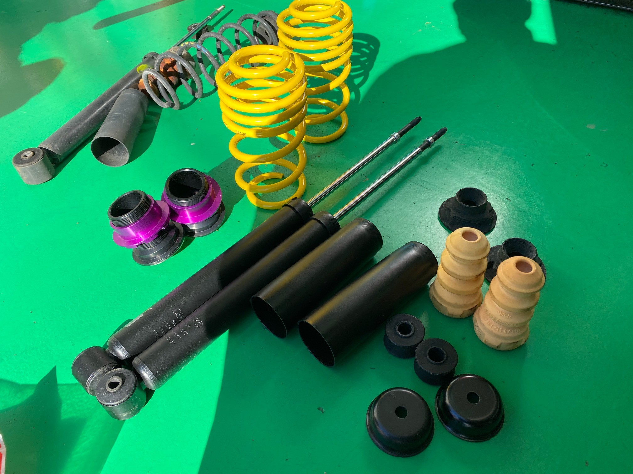 VWルポ KW 車高調整式サスペンションキット Version 1 取付 | 店舗お