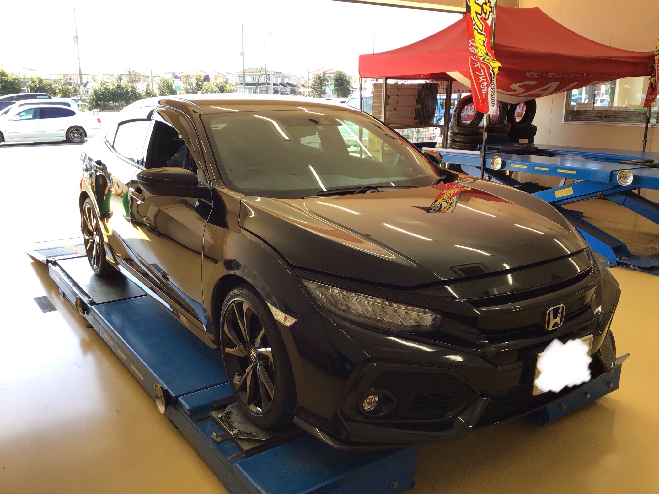 ホンダ シビック 夏タイヤ交換 エアコンフィルター交換 ホンダ シビック タイヤ タイヤ ホイール関連 タイヤ ホイール交換 サービス事例 タイヤ館 イオンタウン稲毛長沼 タイヤからはじまる トータルカーメンテナンス タイヤ館グループ