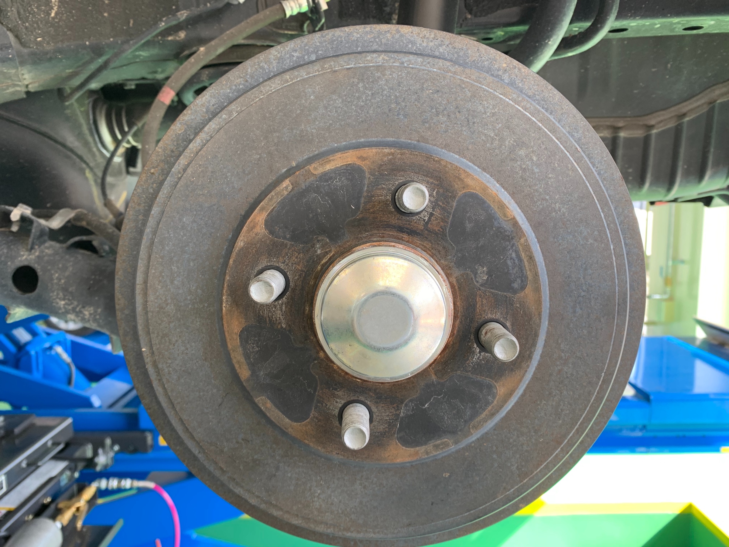 ハブ Before リア